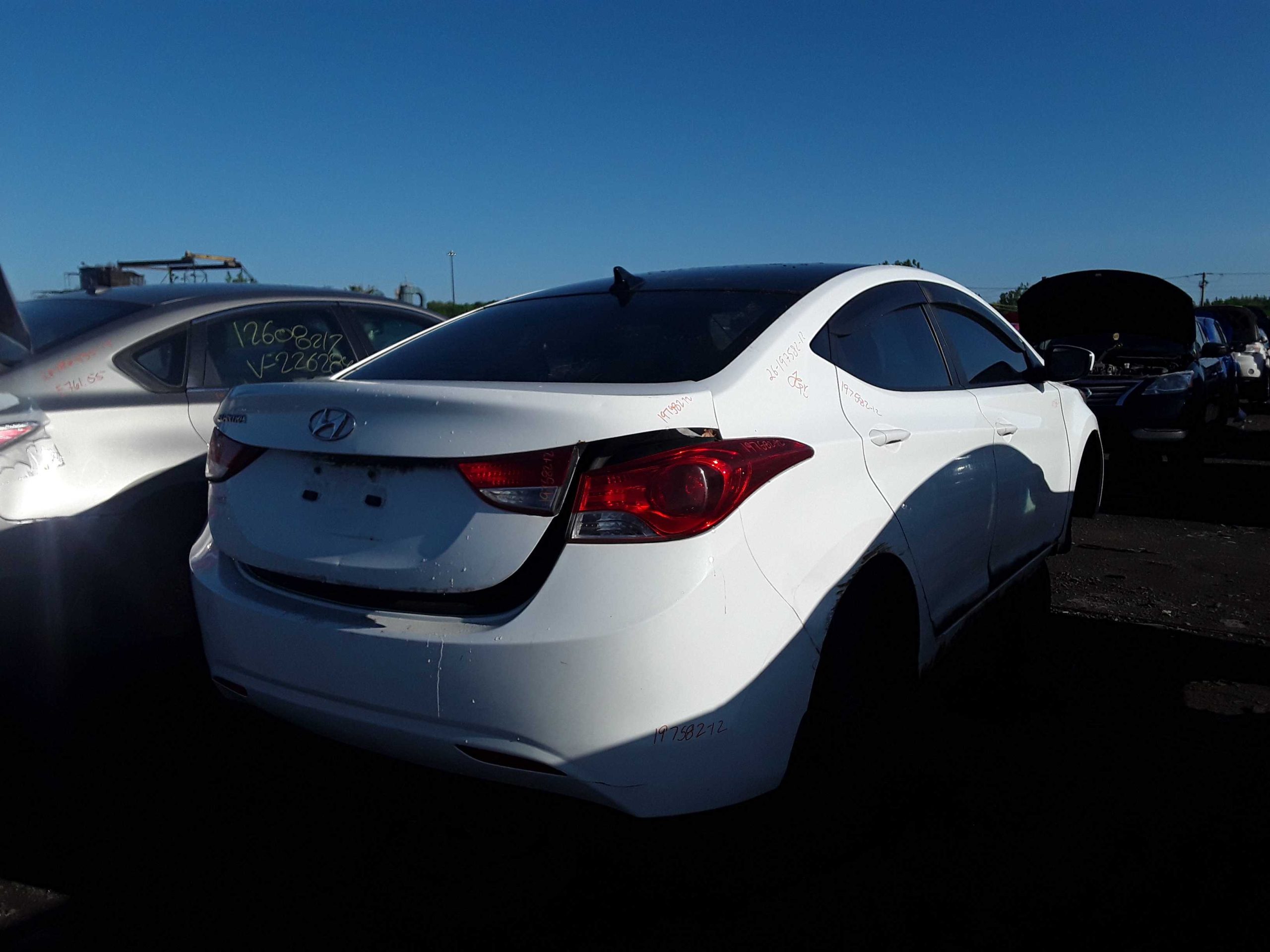 HYUNDAI ELANTRA 2012