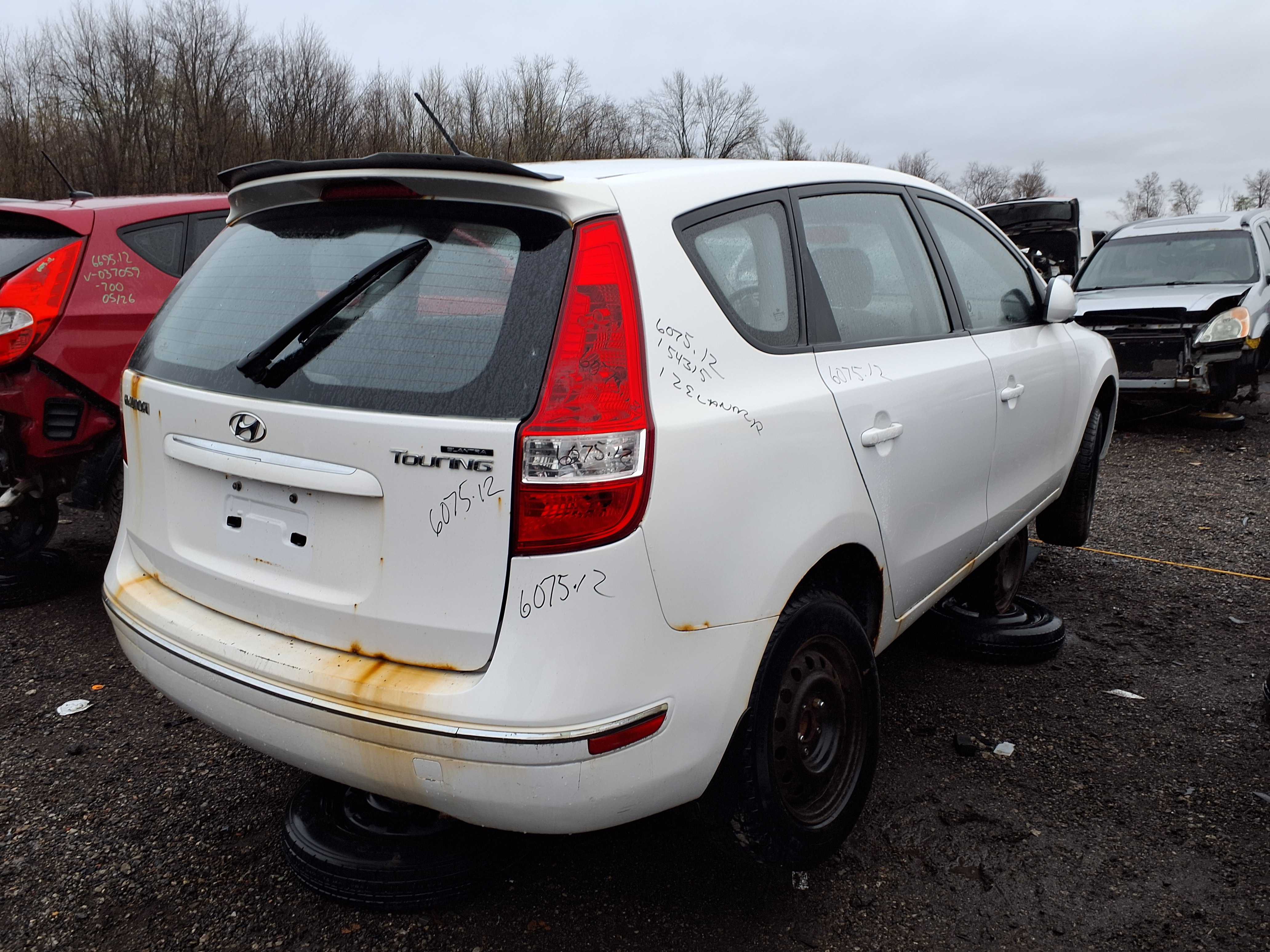 HYUNDAI ELANTRA 2012