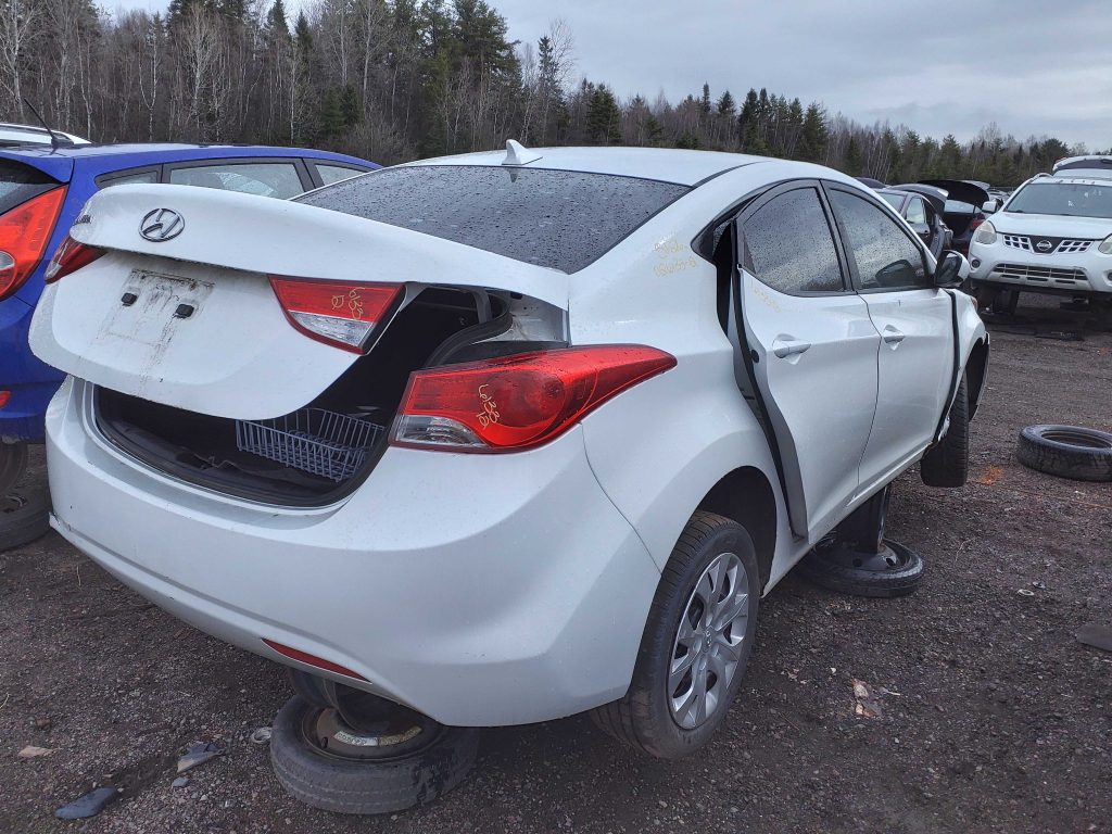 HYUNDAI ELANTRA 2012