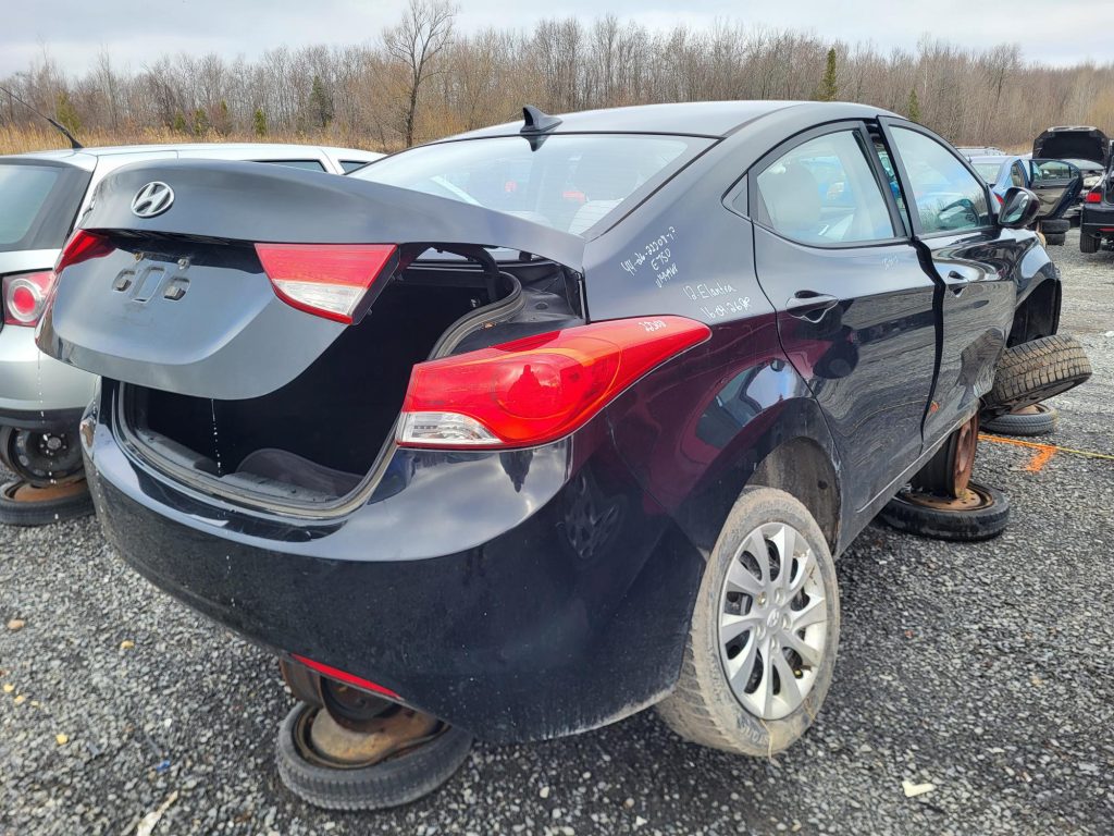 HYUNDAI ELANTRA 2012