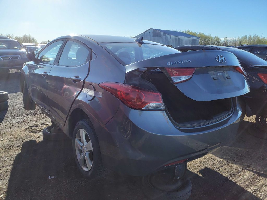 HYUNDAI ELANTRA 2012