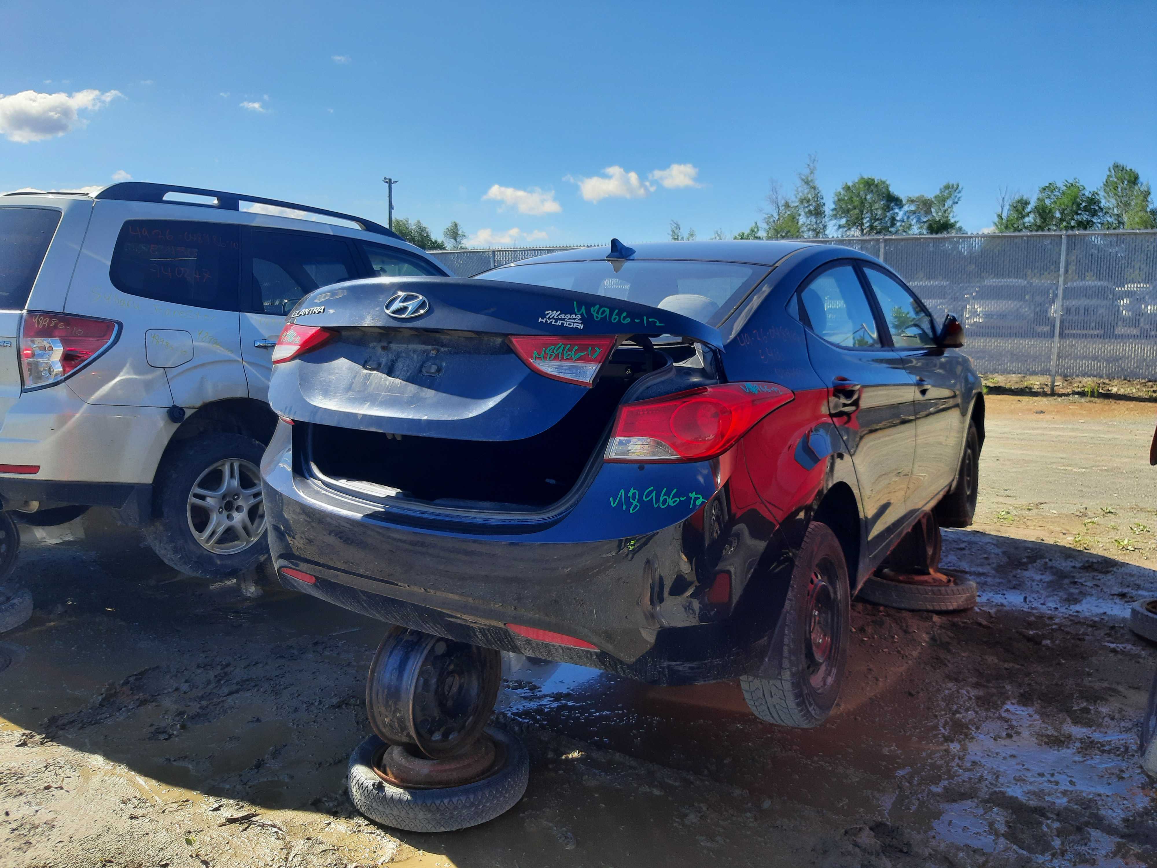 HYUNDAI ELANTRA 2012