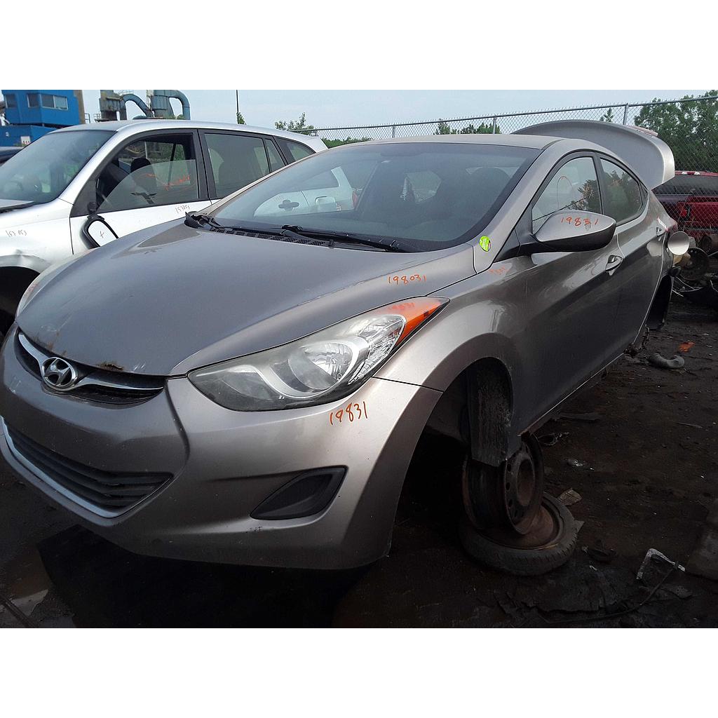 HYUNDAI ELANTRA 2013