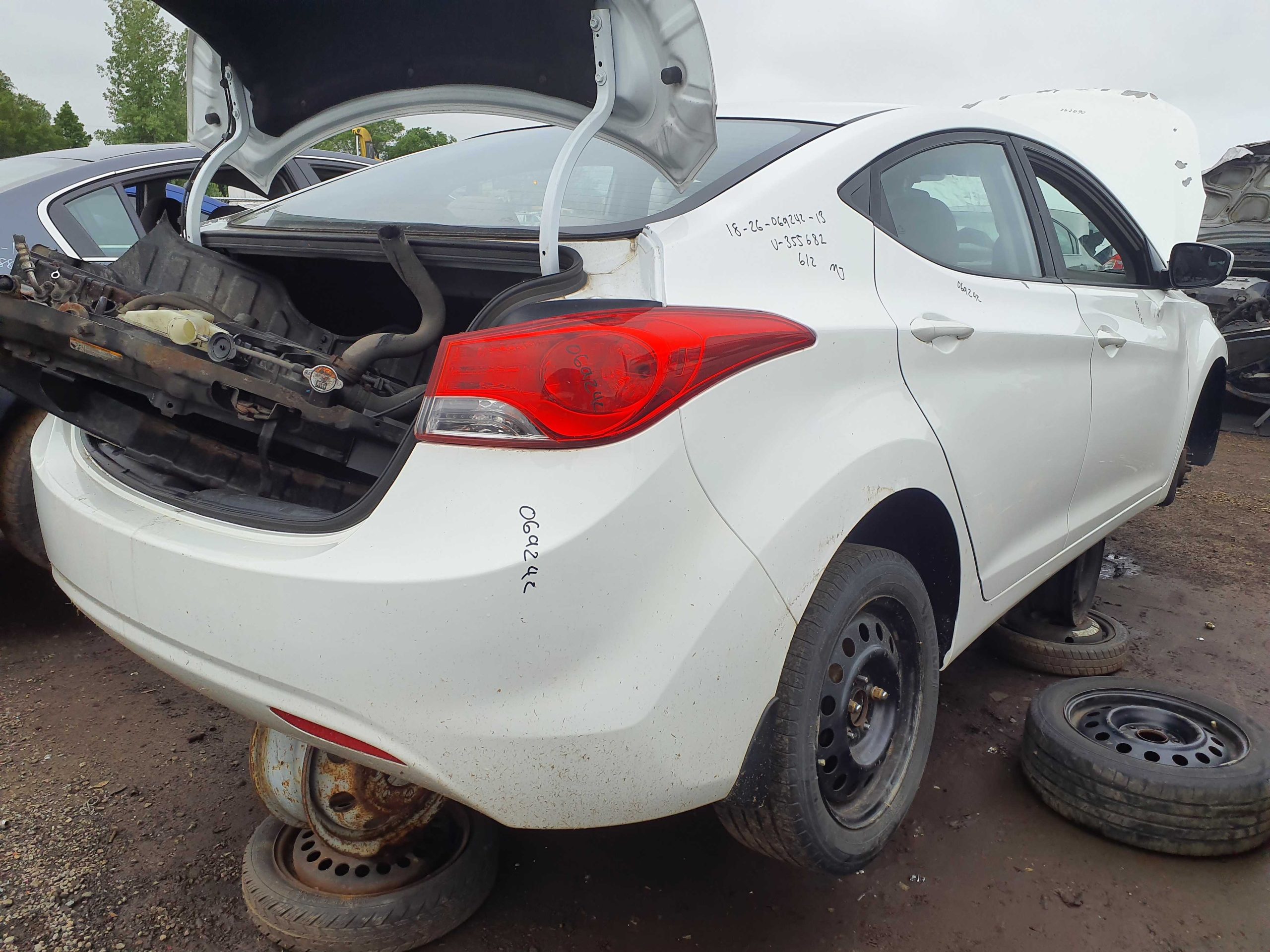 HYUNDAI ELANTRA 2013