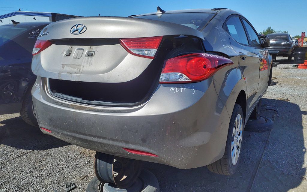 HYUNDAI ELANTRA 2013