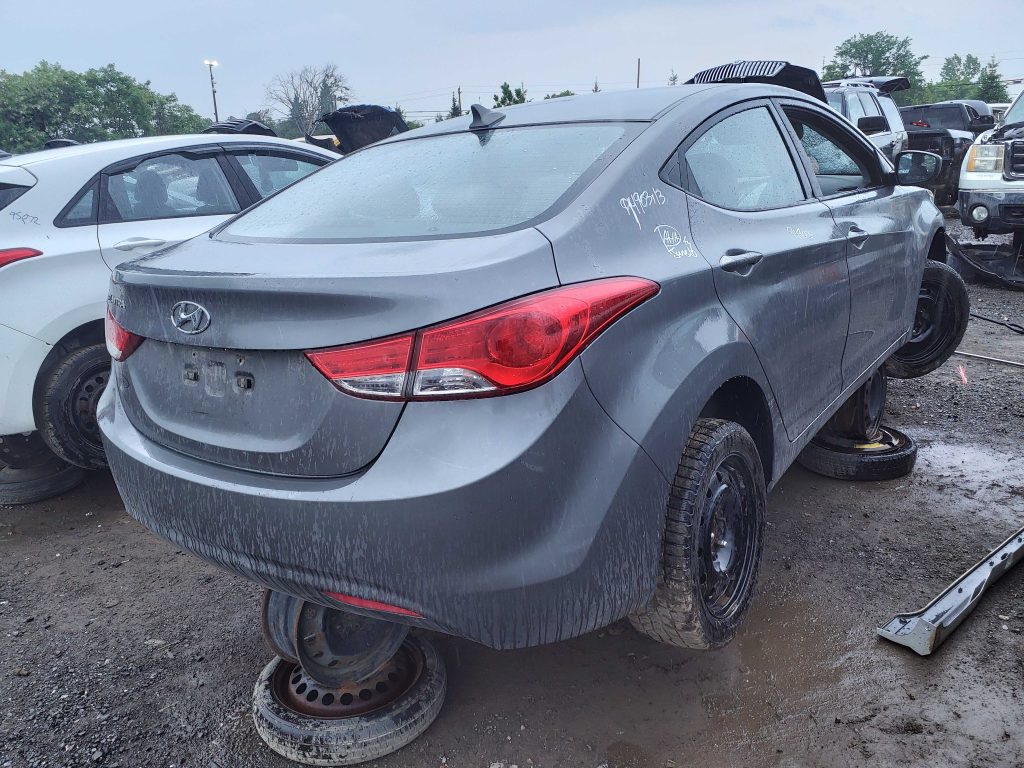 HYUNDAI ELANTRA 2013