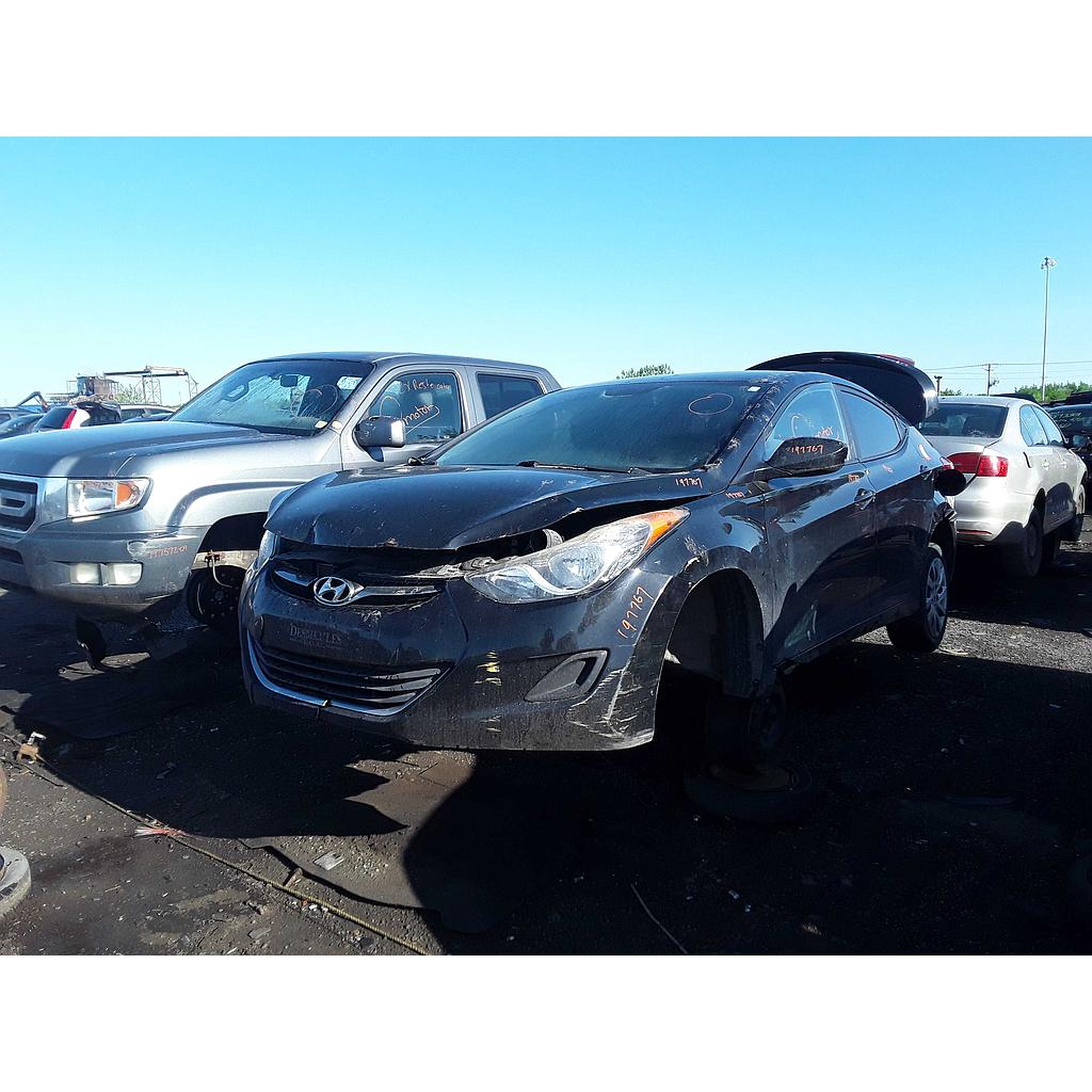 HYUNDAI ELANTRA 2013