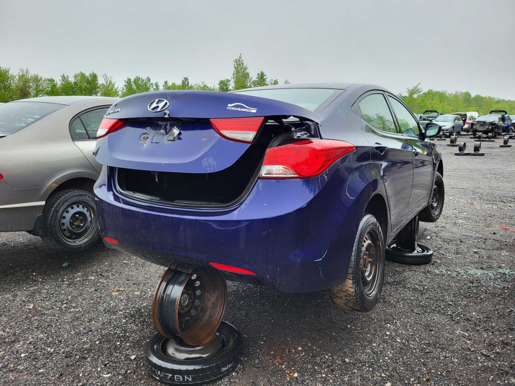 HYUNDAI ELANTRA 2013