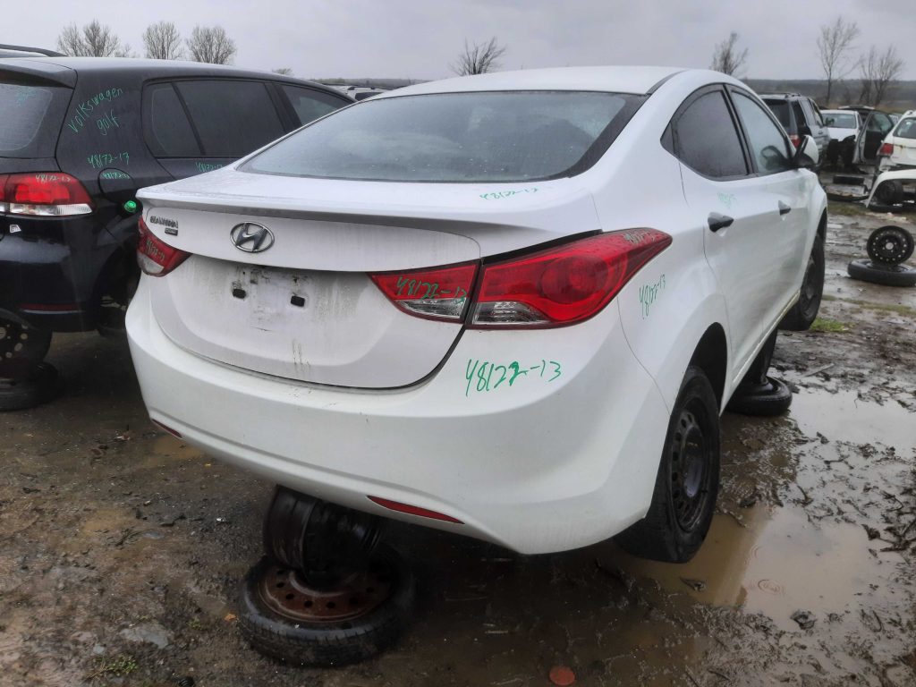 HYUNDAI ELANTRA 2013