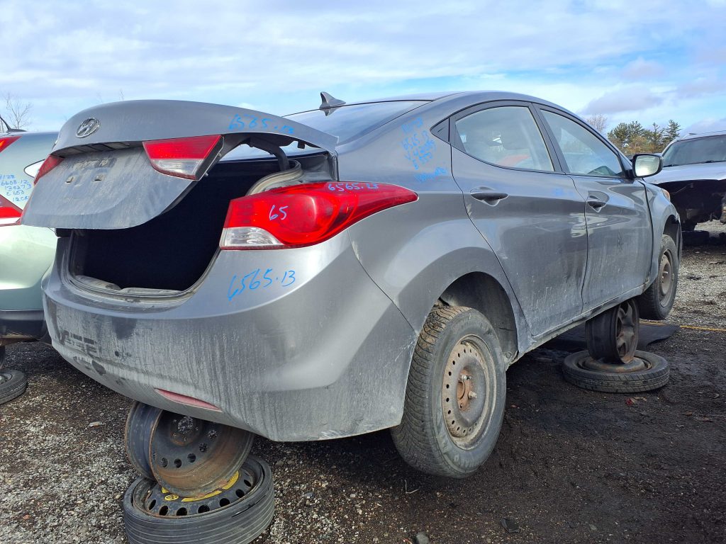 HYUNDAI ELANTRA 2013