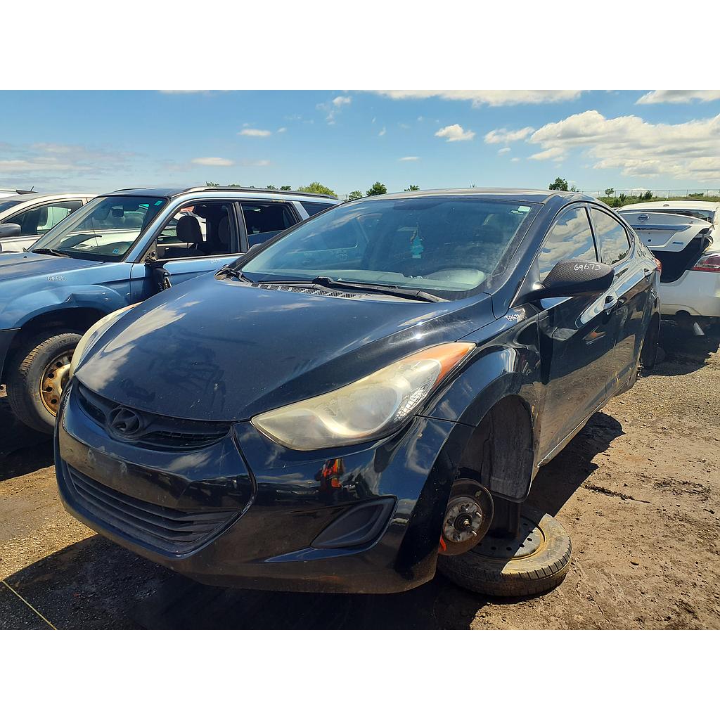HYUNDAI ELANTRA 2013
