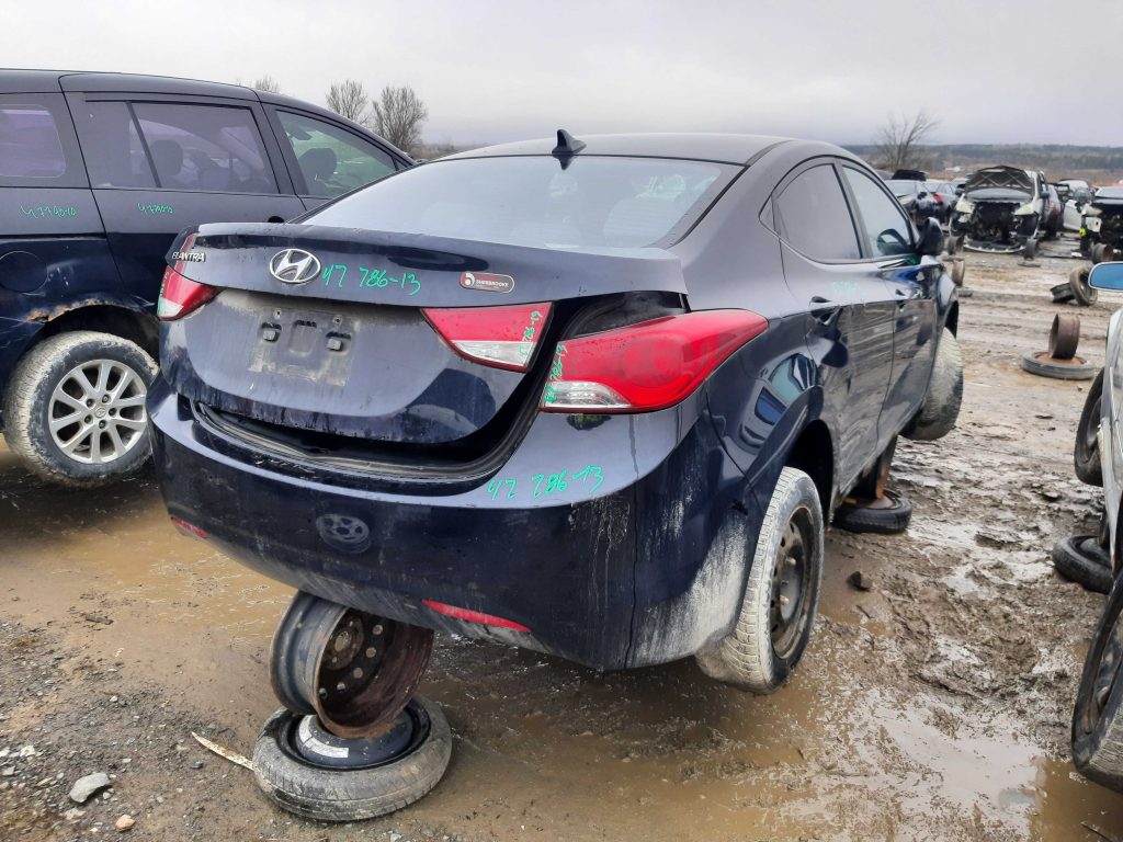 HYUNDAI ELANTRA 2013