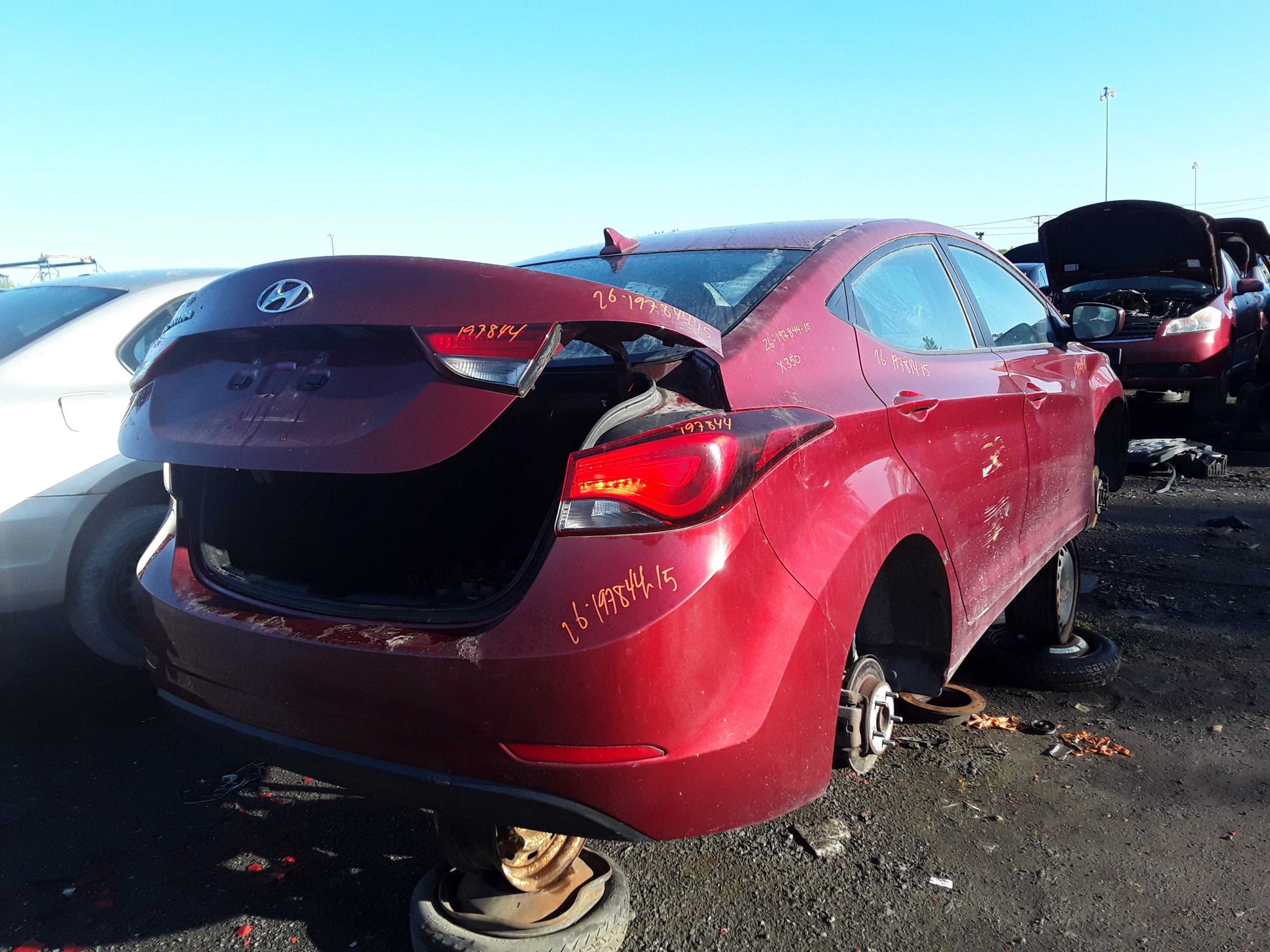 HYUNDAI ELANTRA 2015
