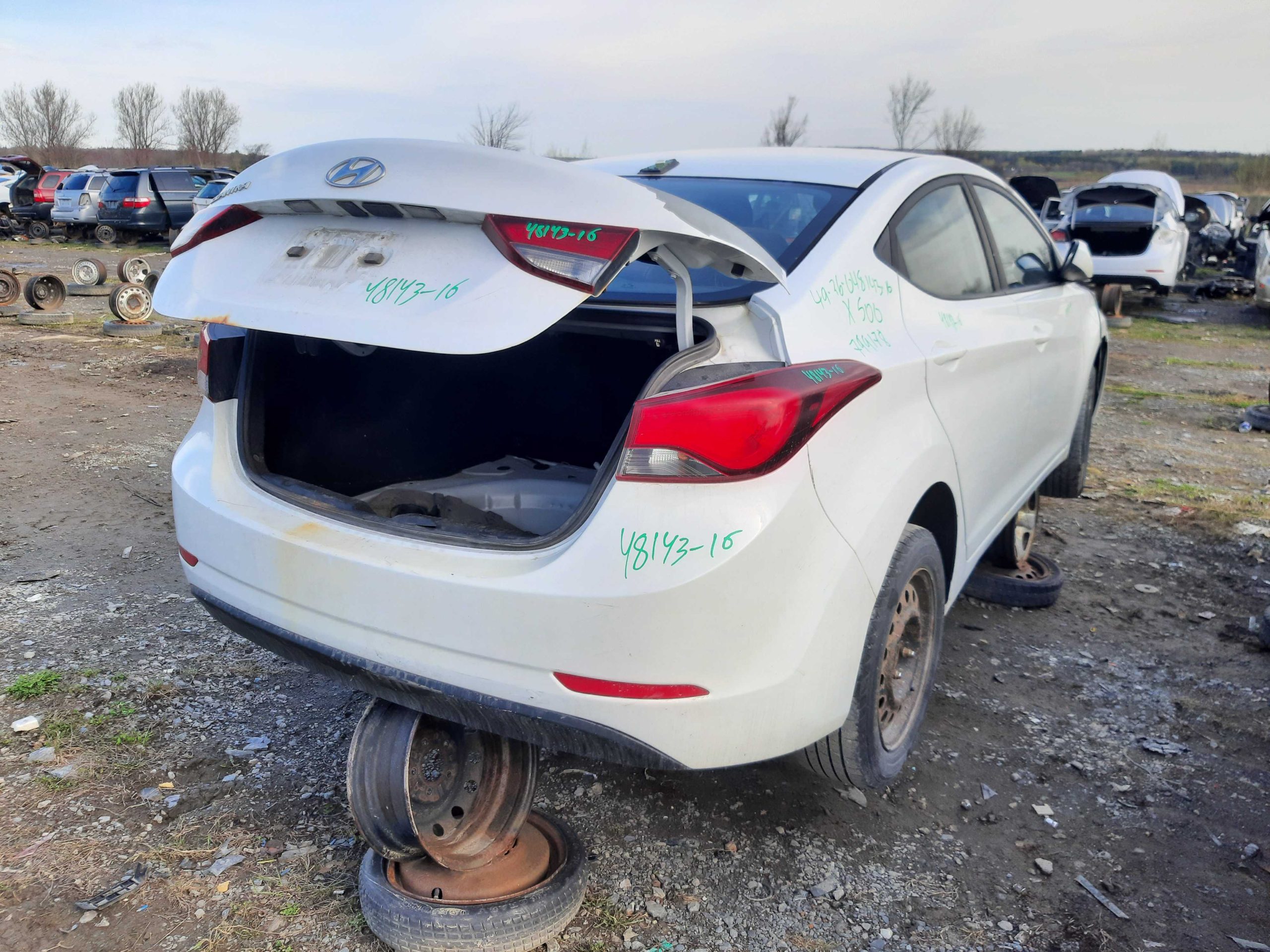 HYUNDAI ELANTRA 2016