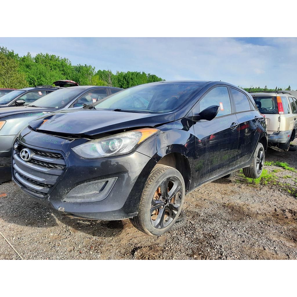 HYUNDAI ELANTRA 2016