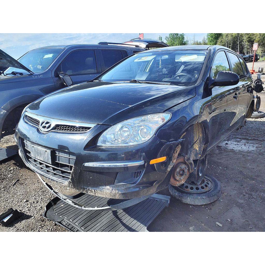 HYUNDAI ELANTRA TOURING 2011
