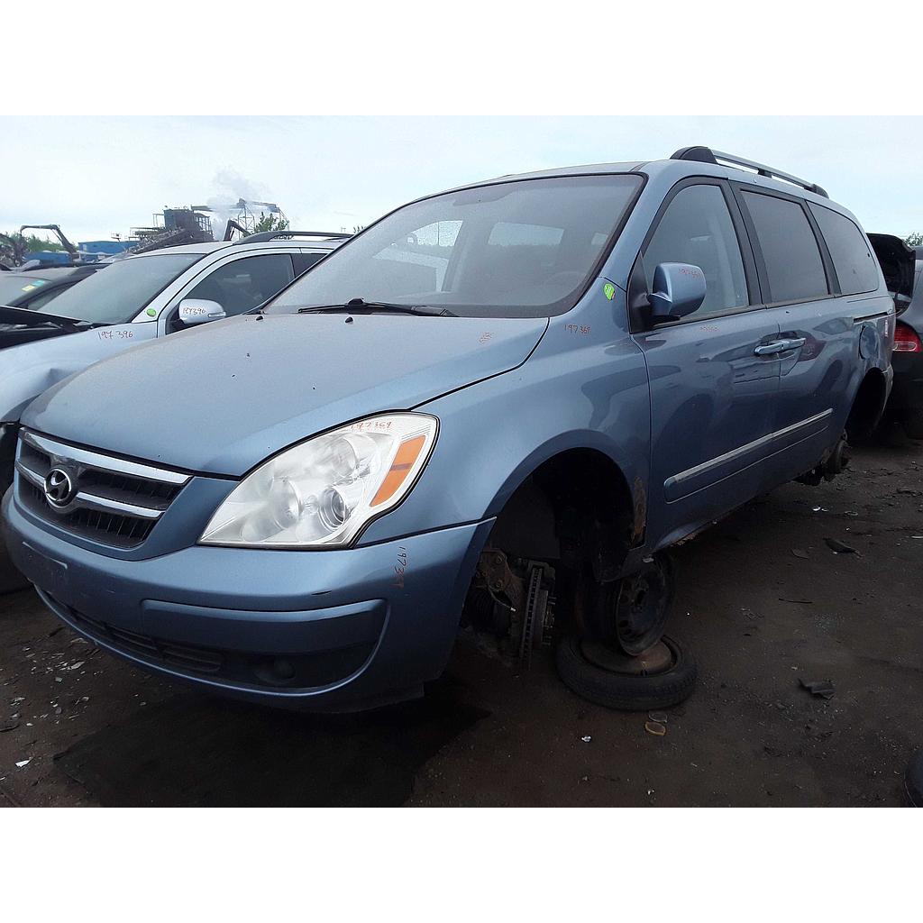 HYUNDAI ENTOURAGE 2008