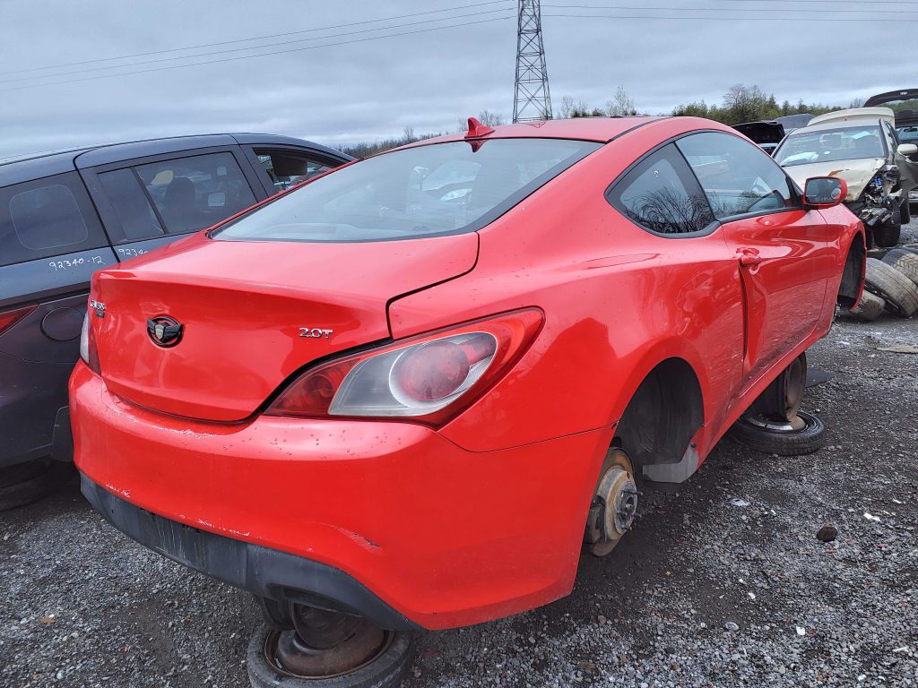 HYUNDAI GENESIS 2010