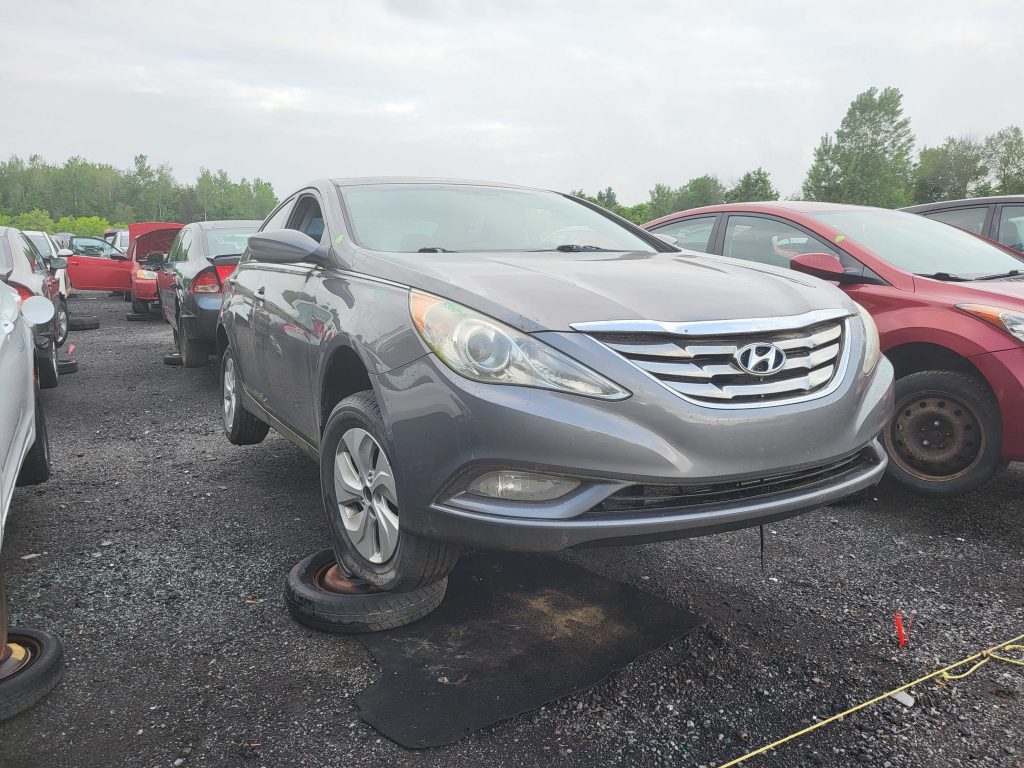 HYUNDAI SONATA 2011