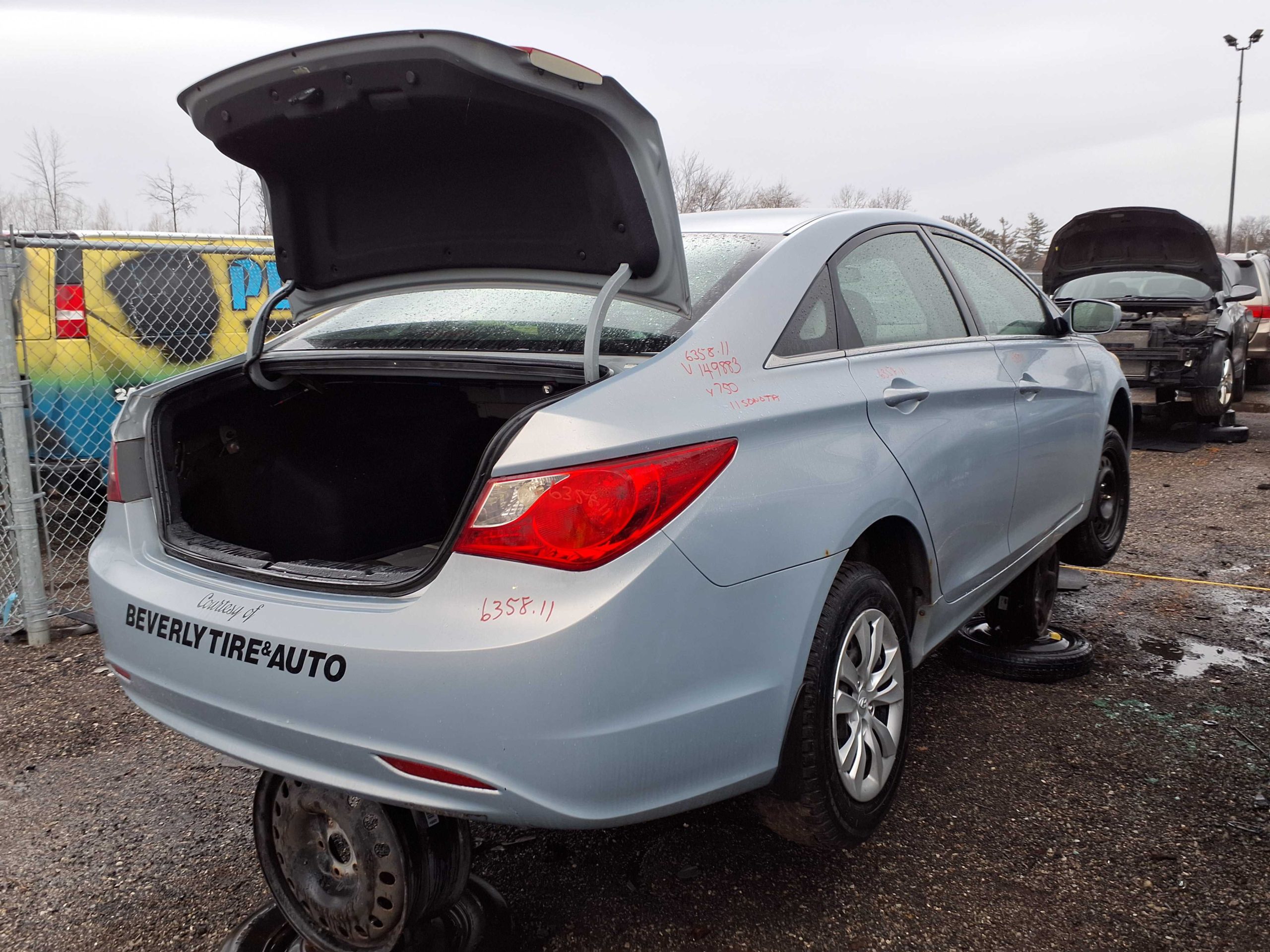 HYUNDAI SONATA 2011