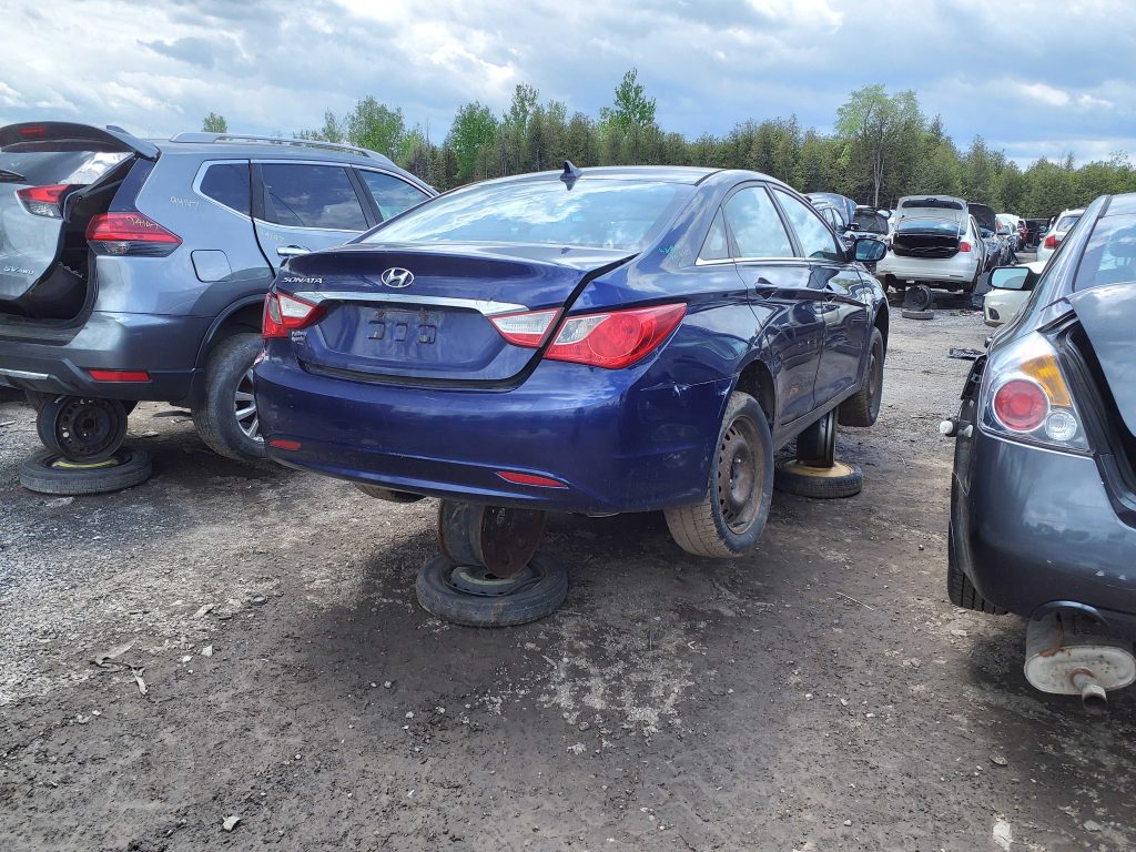 HYUNDAI SONATA 2012