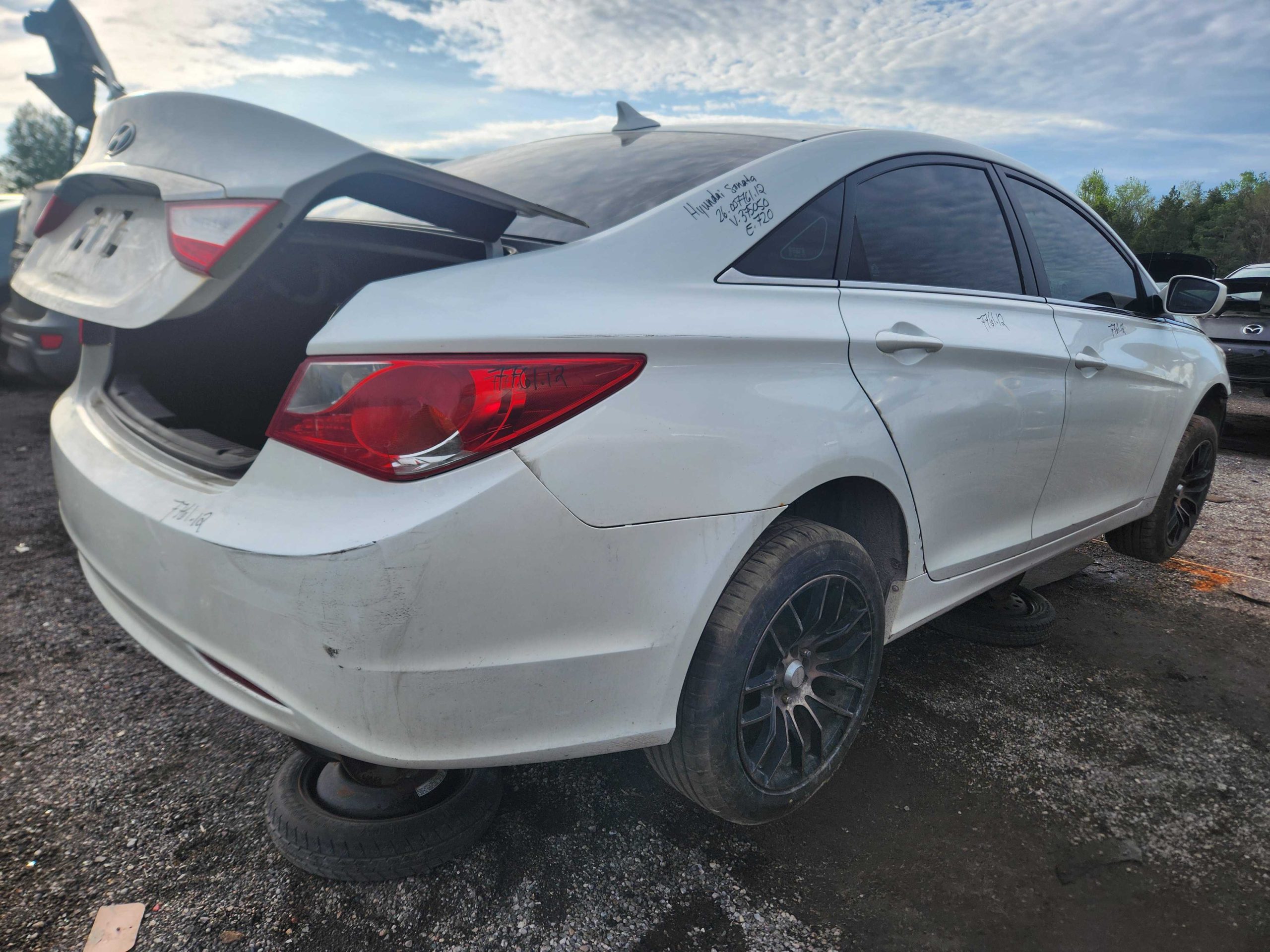 HYUNDAI SONATA 2012