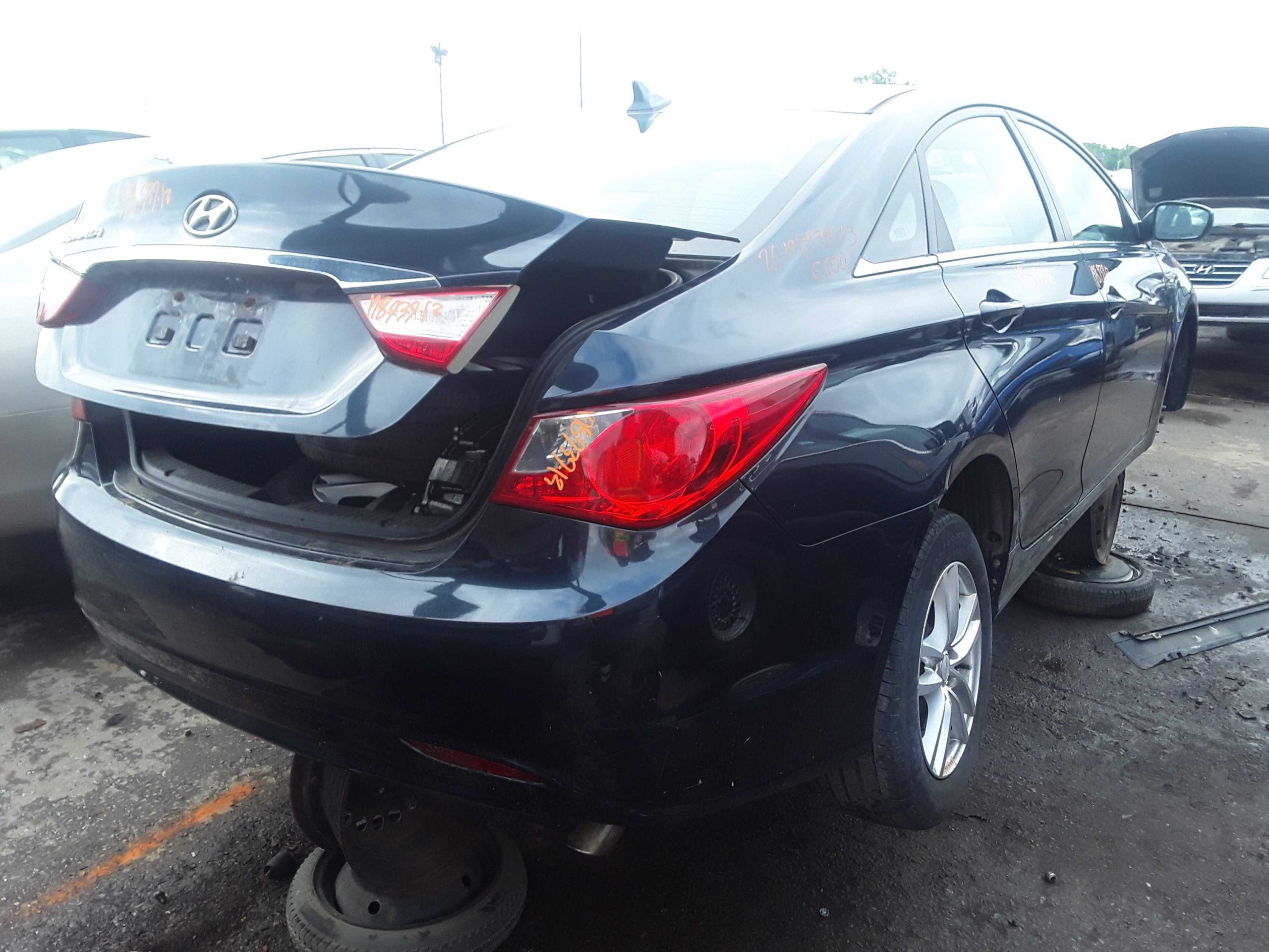 HYUNDAI SONATA 2013