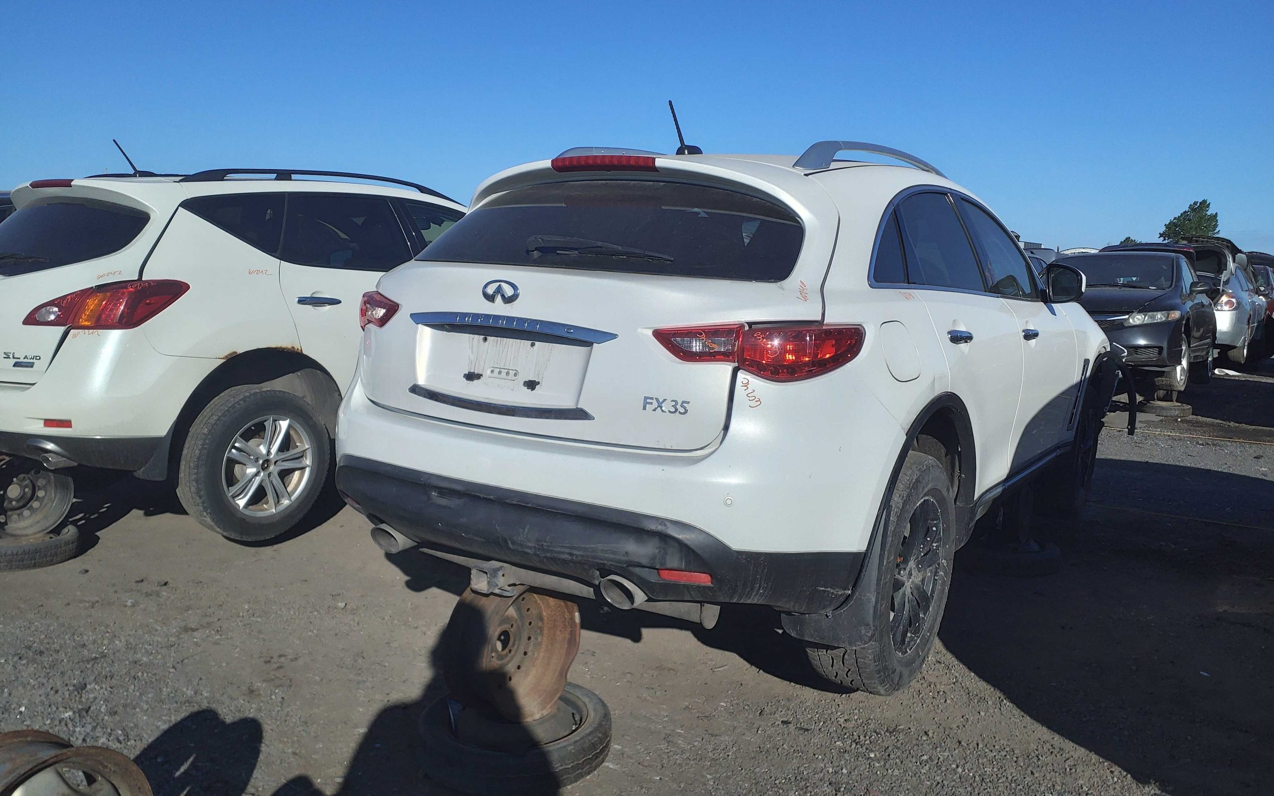 INFINITI FX35 2010