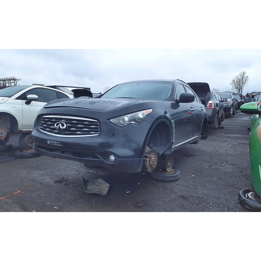 INFINITI FX35 2010