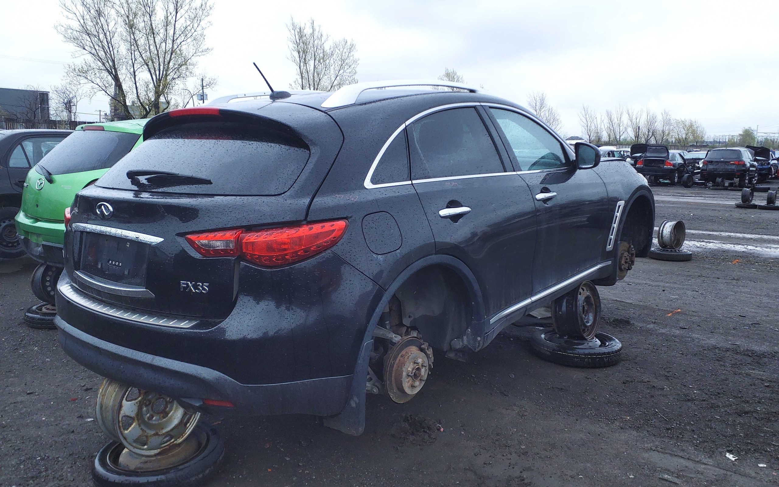 INFINITI FX35 2010