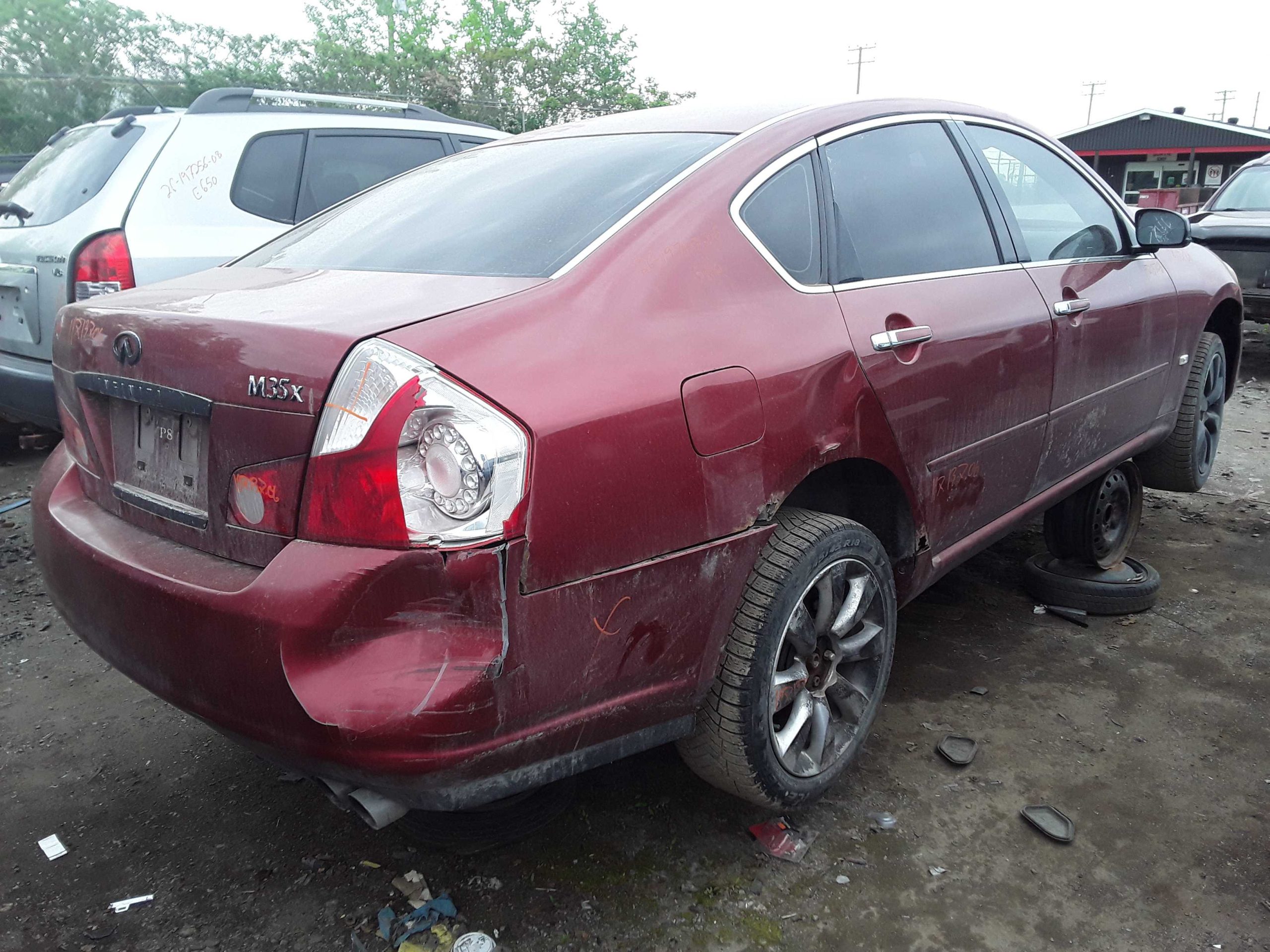 INFINITI M35 2006