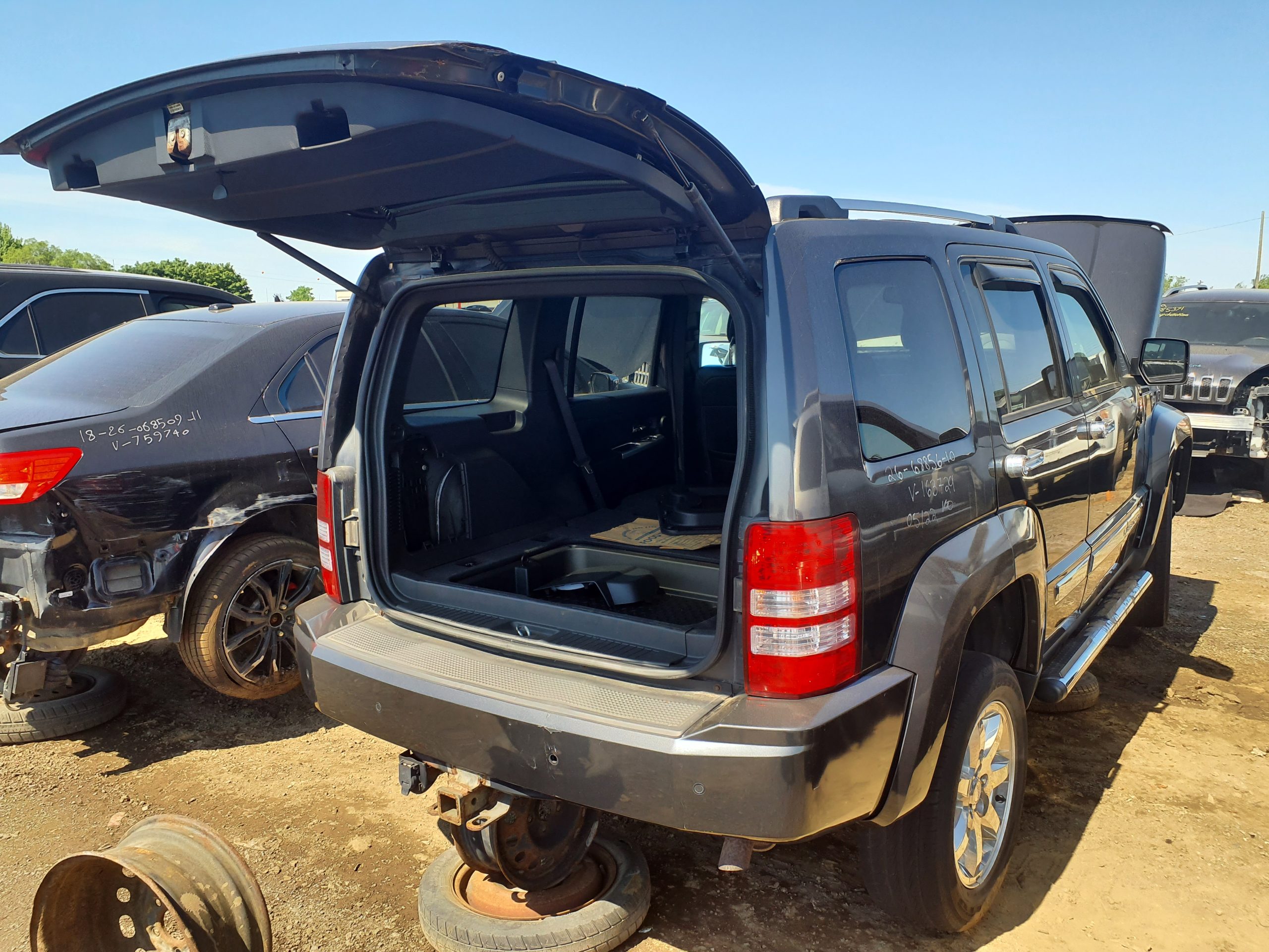 JEEP LIBERTY 2010