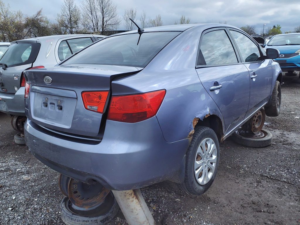 KIA FORTE 2010