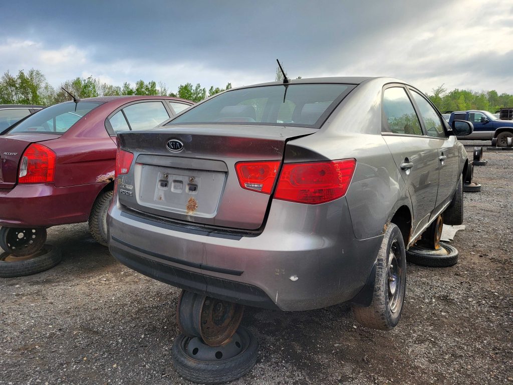KIA FORTE 2011