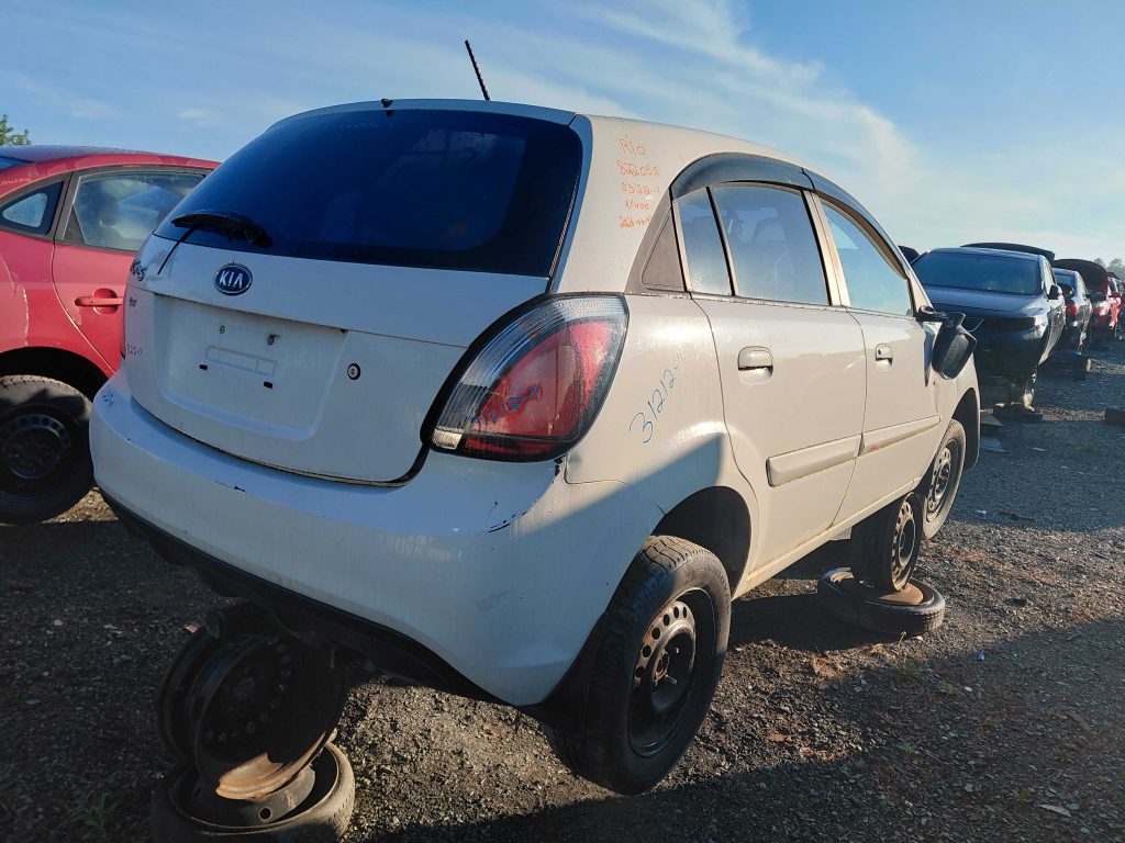 KIA RIO 2011