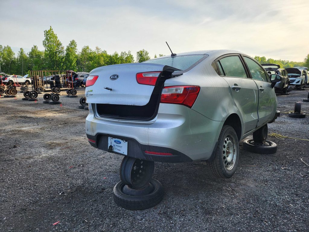 KIA RIO 2013