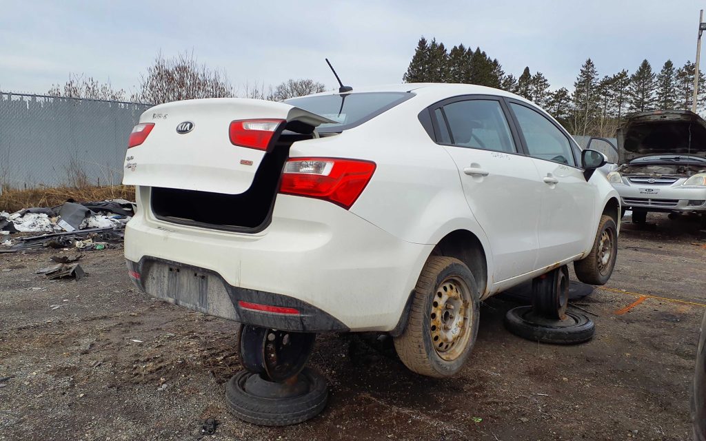 KIA RIO 2015