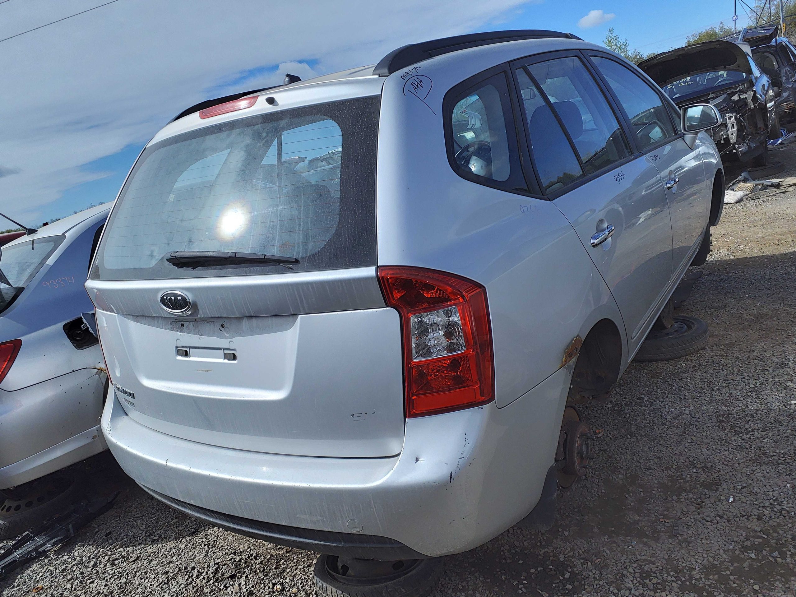 KIA RONDO 2008