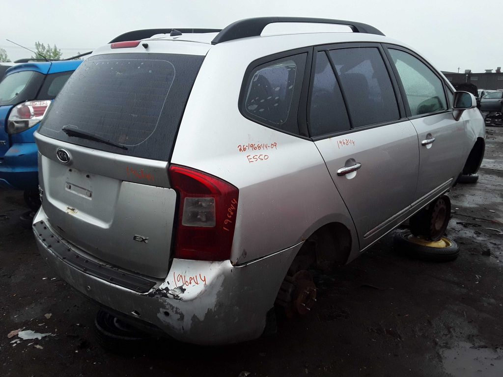 KIA RONDO 2009