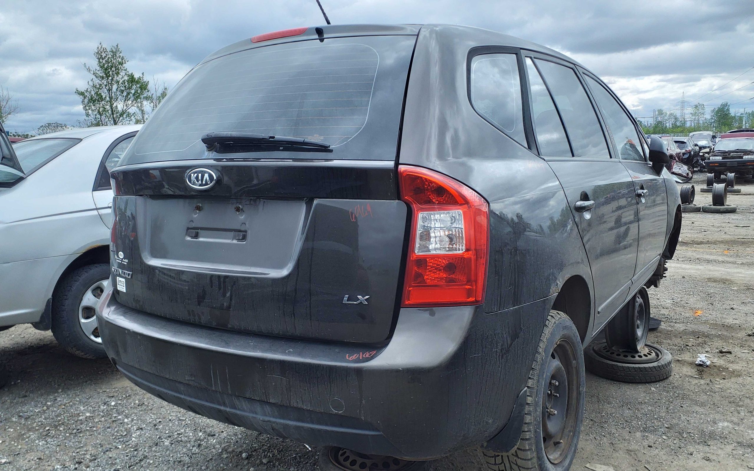 KIA RONDO 2010