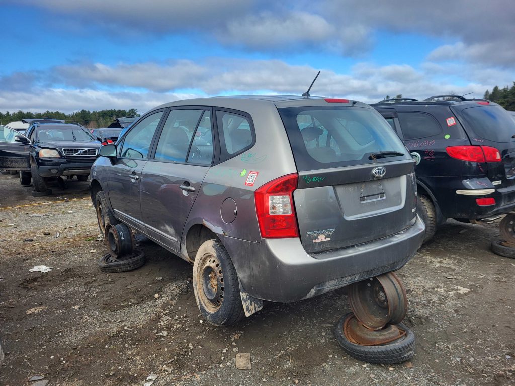 KIA RONDO 2010