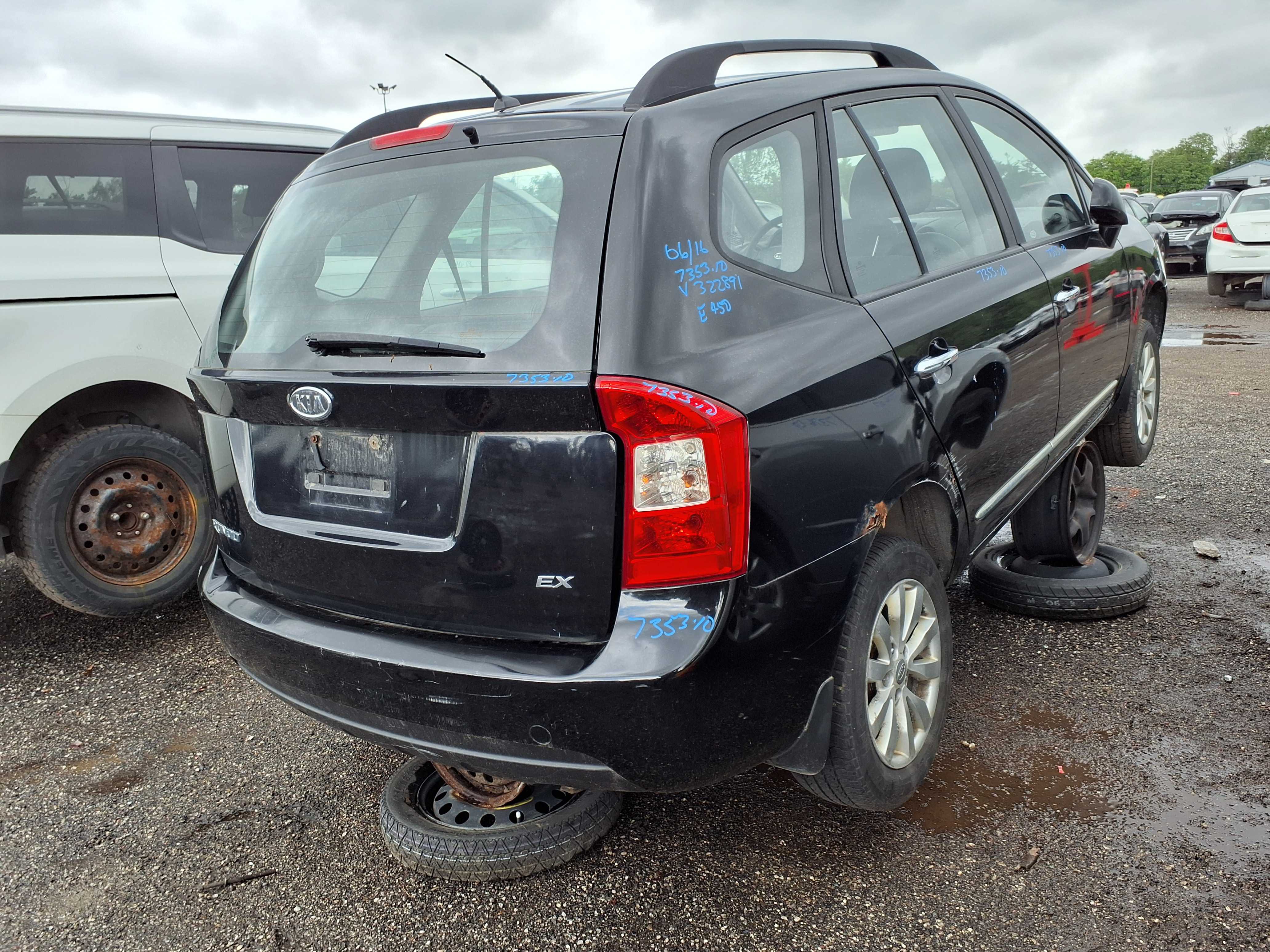 KIA RONDO 2010