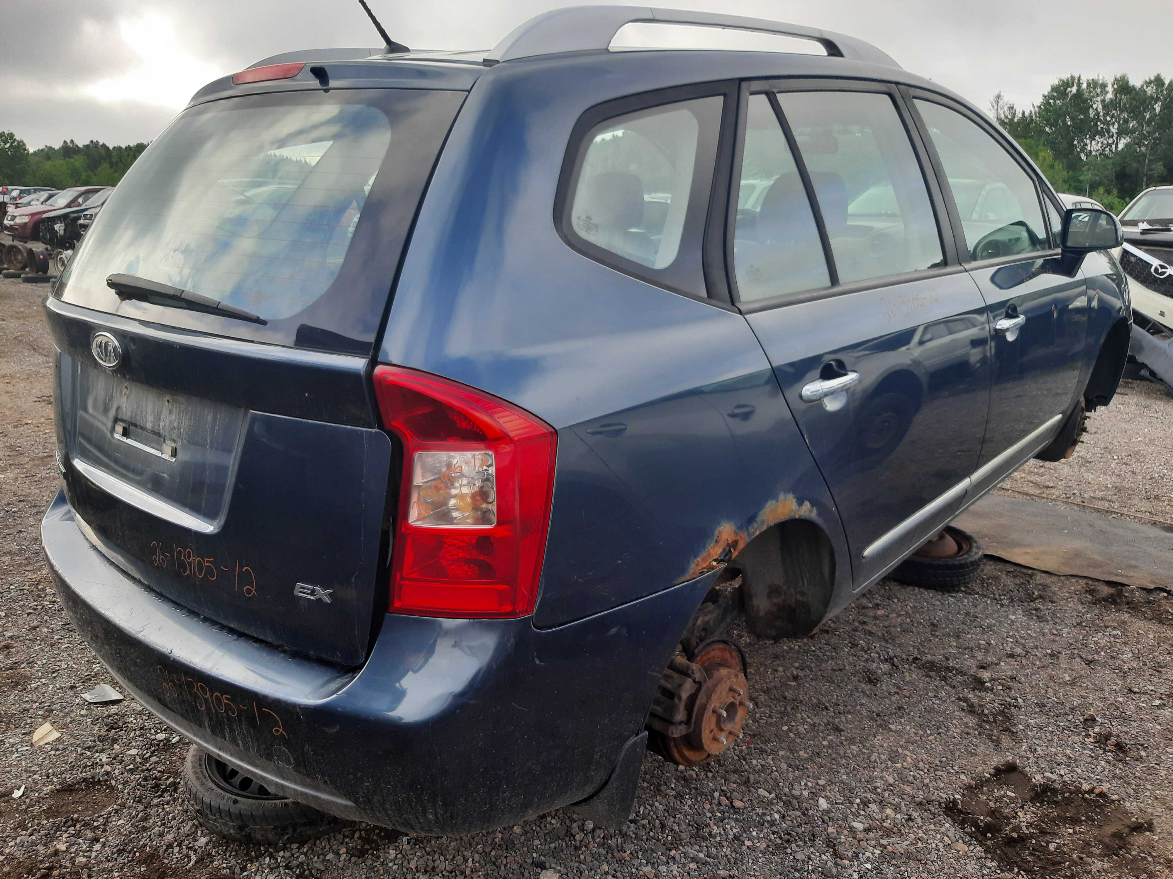 KIA RONDO 2012