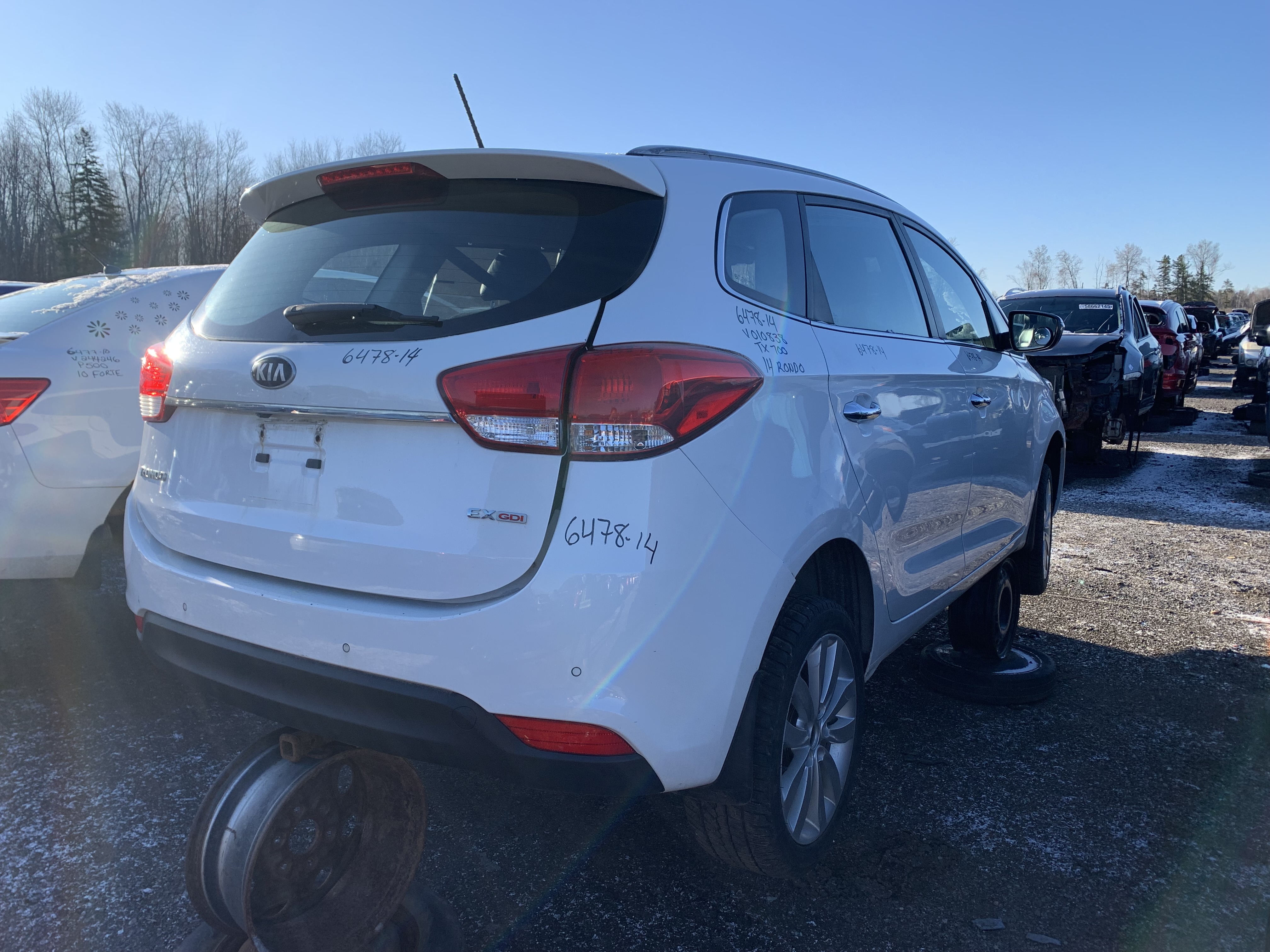 KIA RONDO 2014