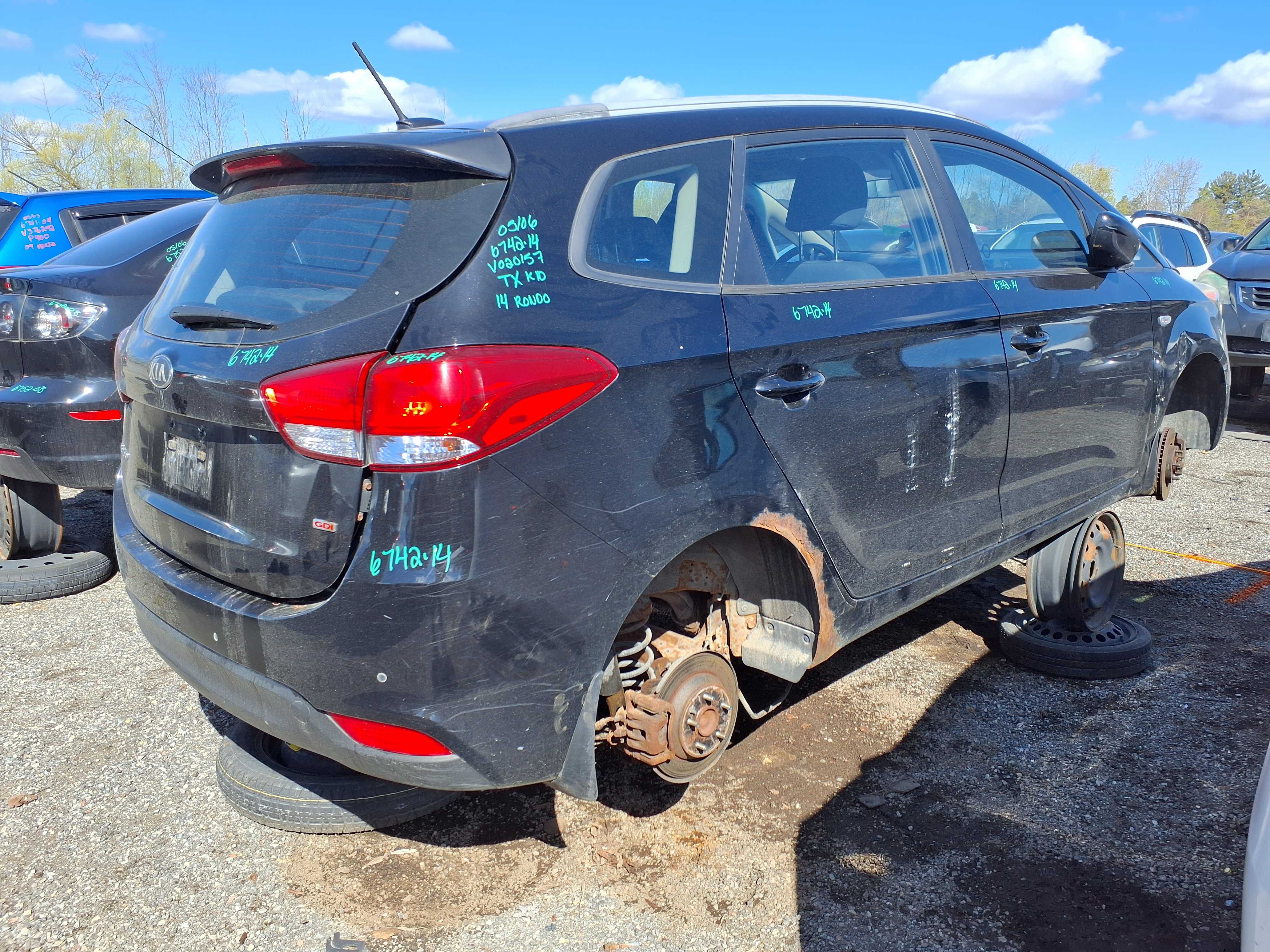 KIA RONDO 2014