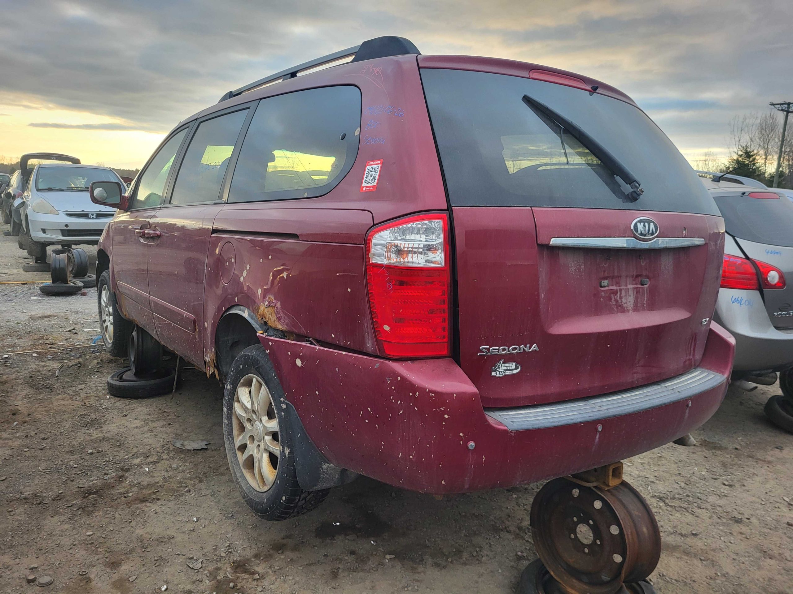 KIA SEDONA 2006