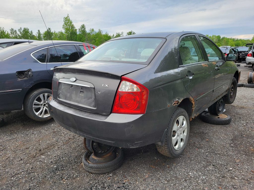 KIA SPECTRA 2006