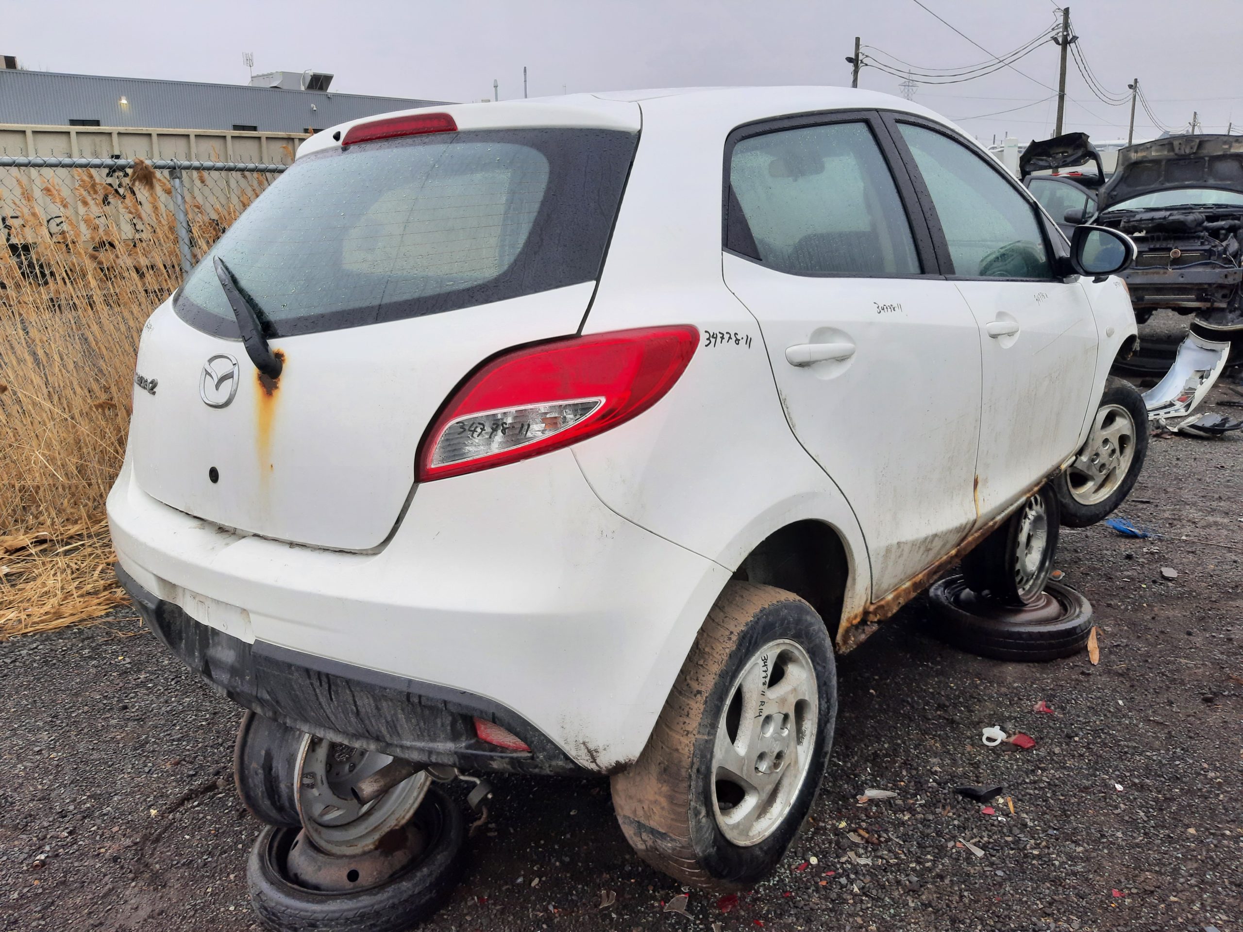 MAZDA MAZDA2 2011