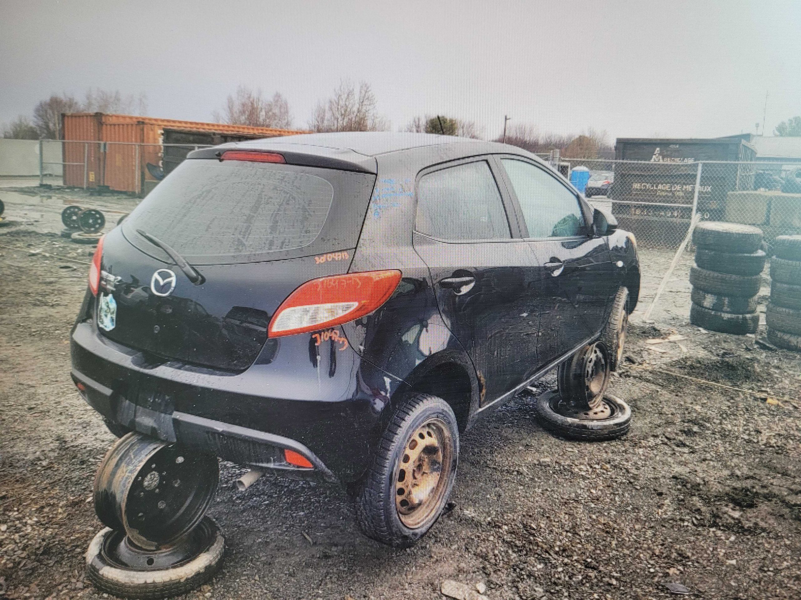MAZDA MAZDA2 2013