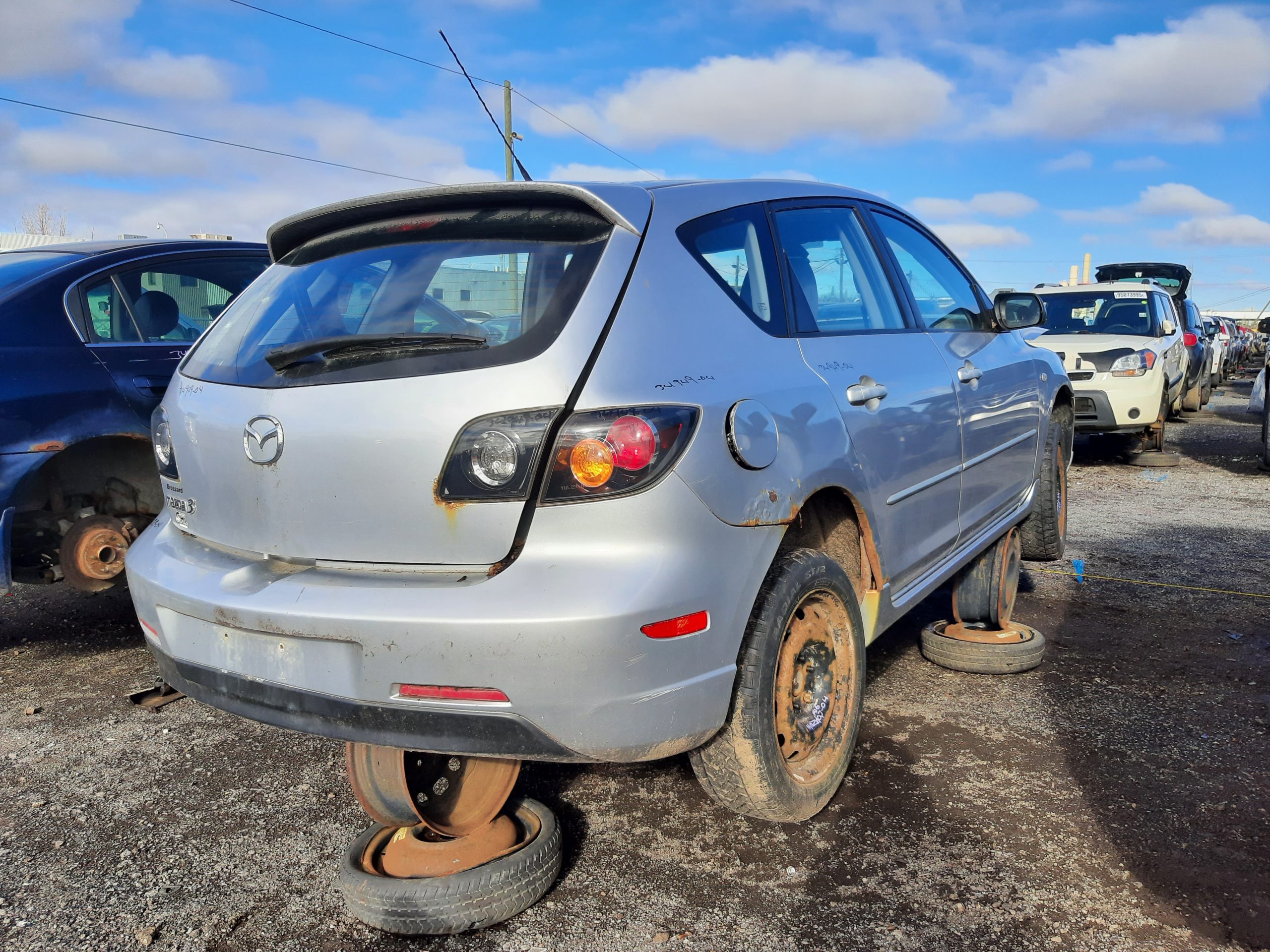 MAZDA MAZDA3 2004
